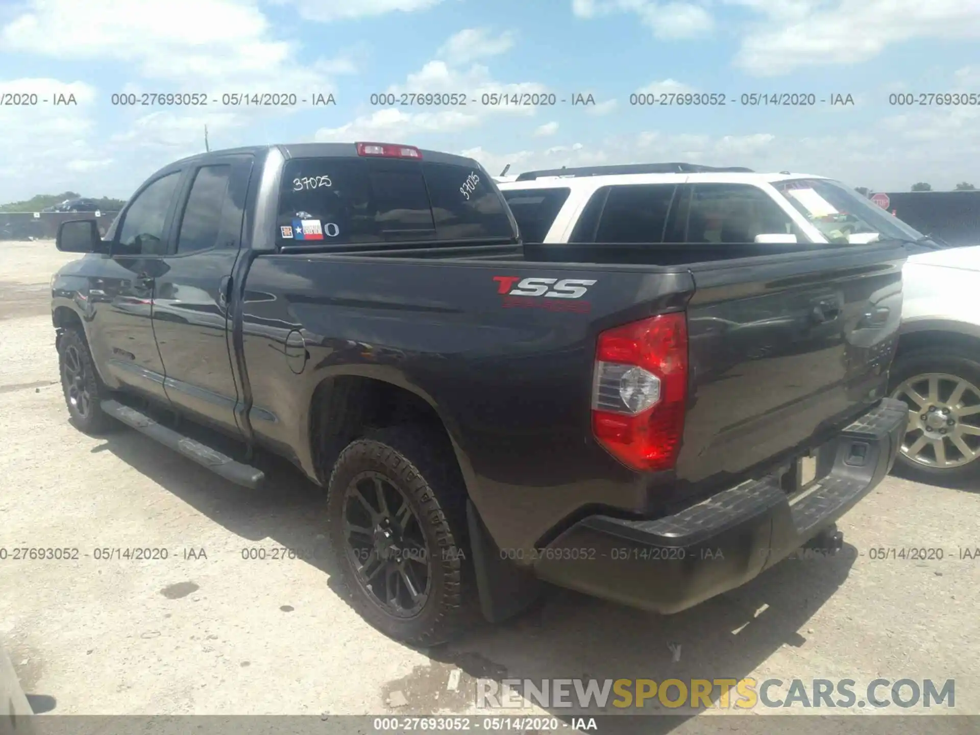 3 Photograph of a damaged car 5TFRM5F19KX136842 TOYOTA TUNDRA 2WD 2019