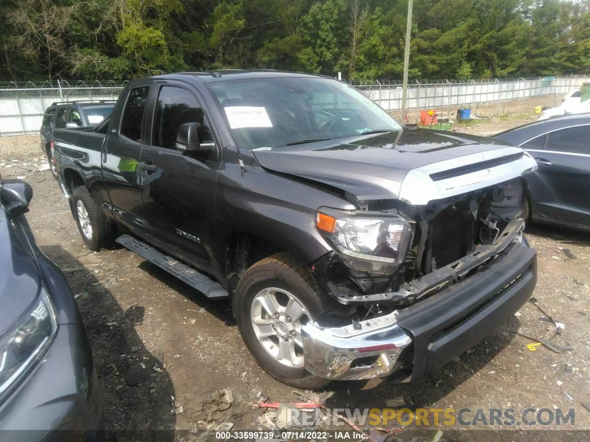 1 Фотография поврежденного автомобиля 5TFRM5F19KX140891 TOYOTA TUNDRA 2WD 2019