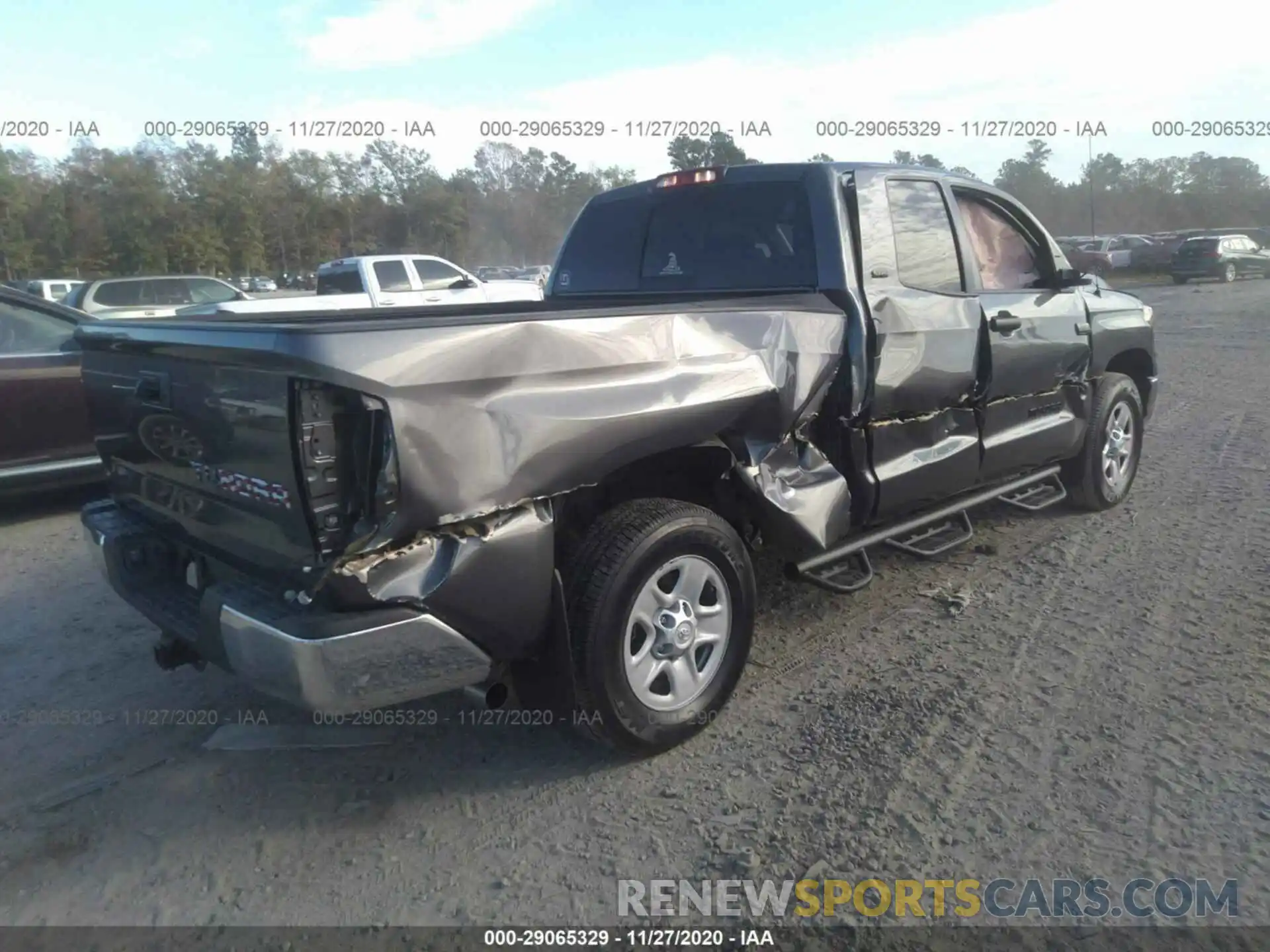 4 Photograph of a damaged car 5TFRY5F10KX252497 TOYOTA TUNDRA 2WD 2019