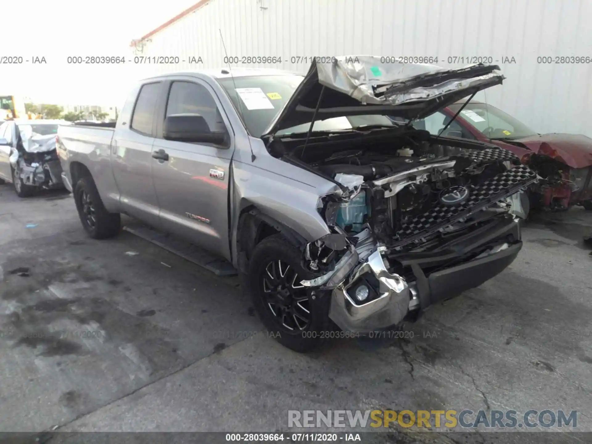 1 Photograph of a damaged car 5TFRY5F10KX255383 TOYOTA TUNDRA 2WD 2019