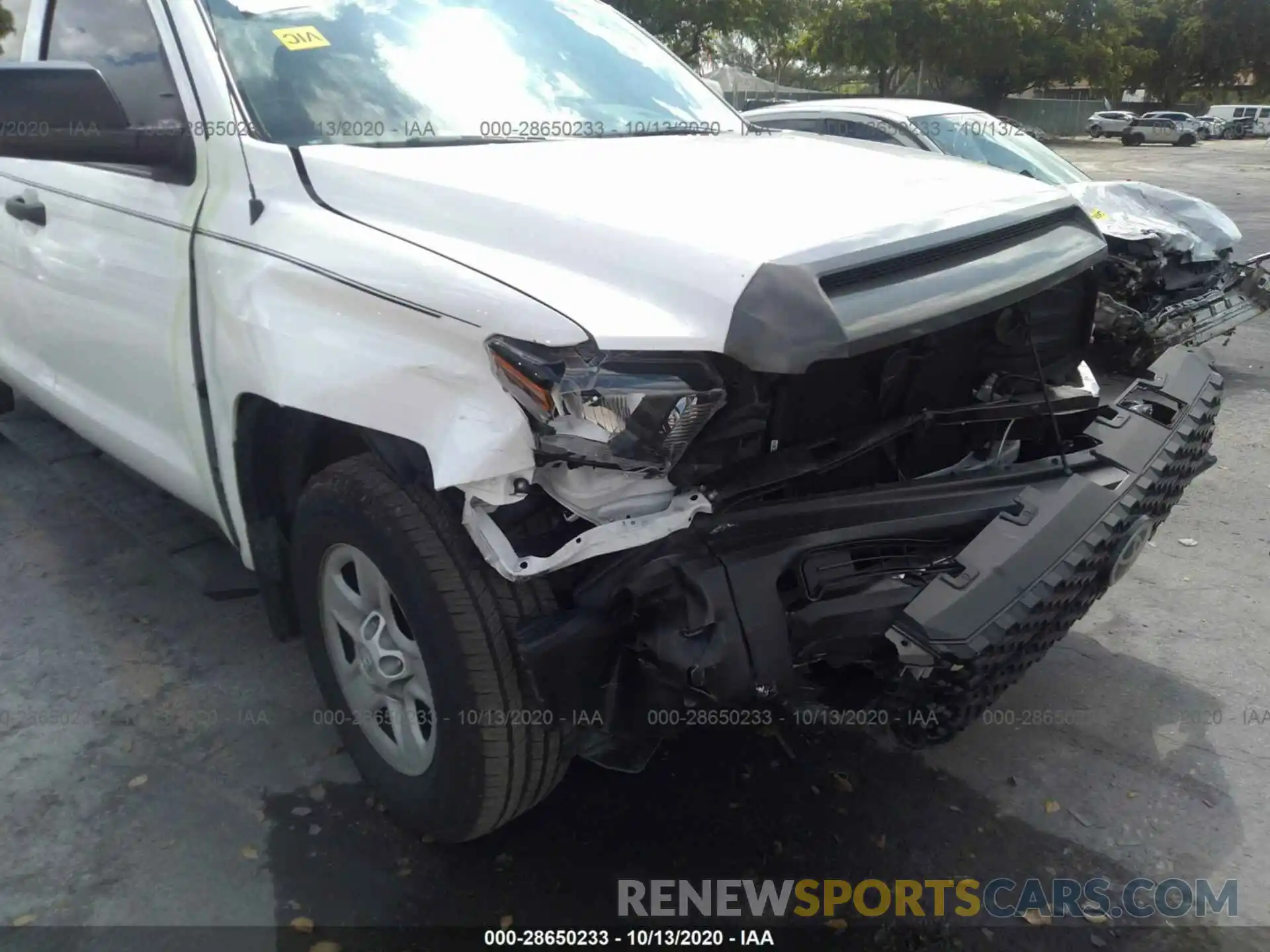 6 Photograph of a damaged car 5TFRY5F13KX253286 TOYOTA TUNDRA 2WD 2019