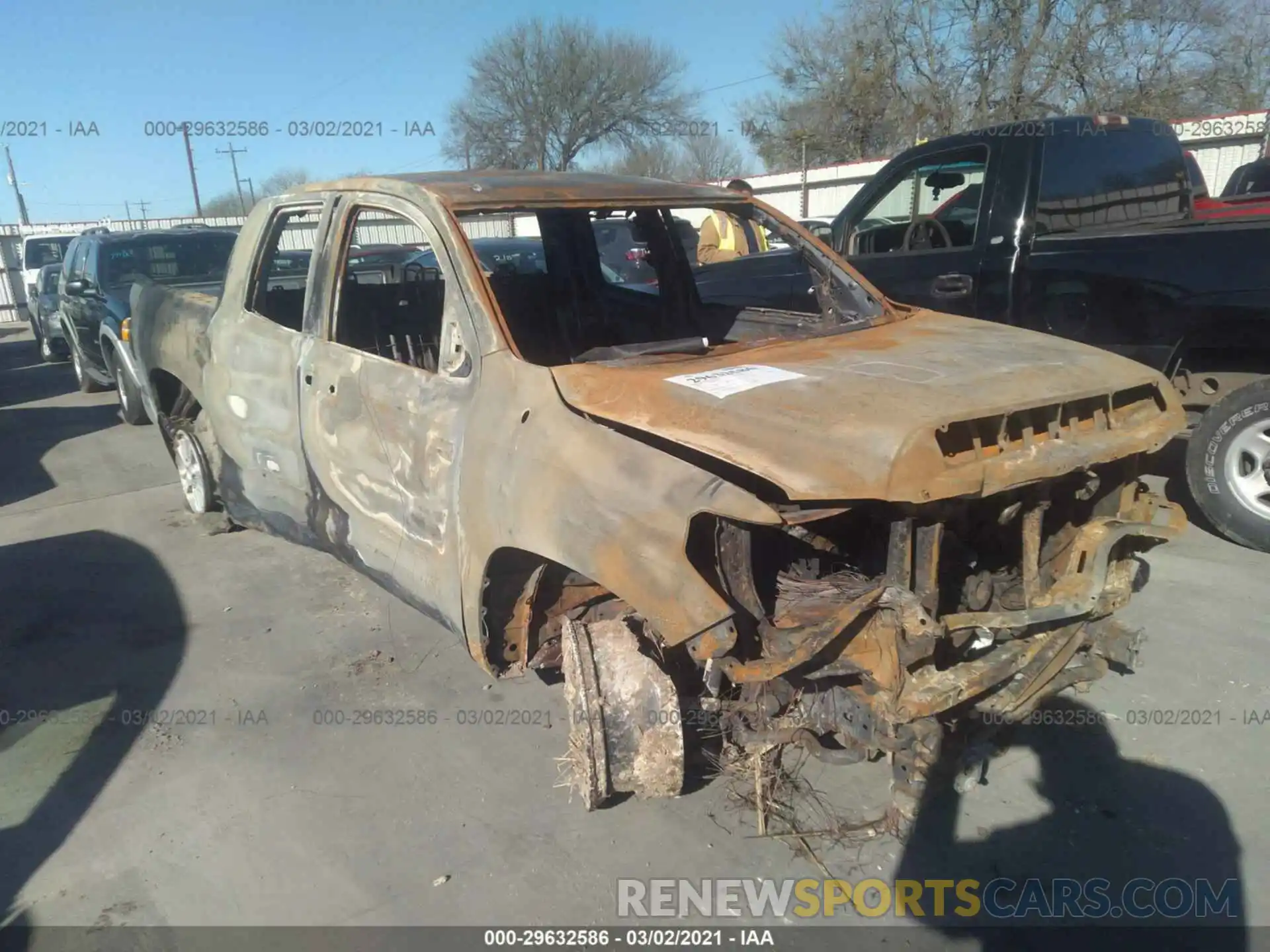 1 Photograph of a damaged car 5TFRY5F15KX245786 TOYOTA TUNDRA 2WD 2019