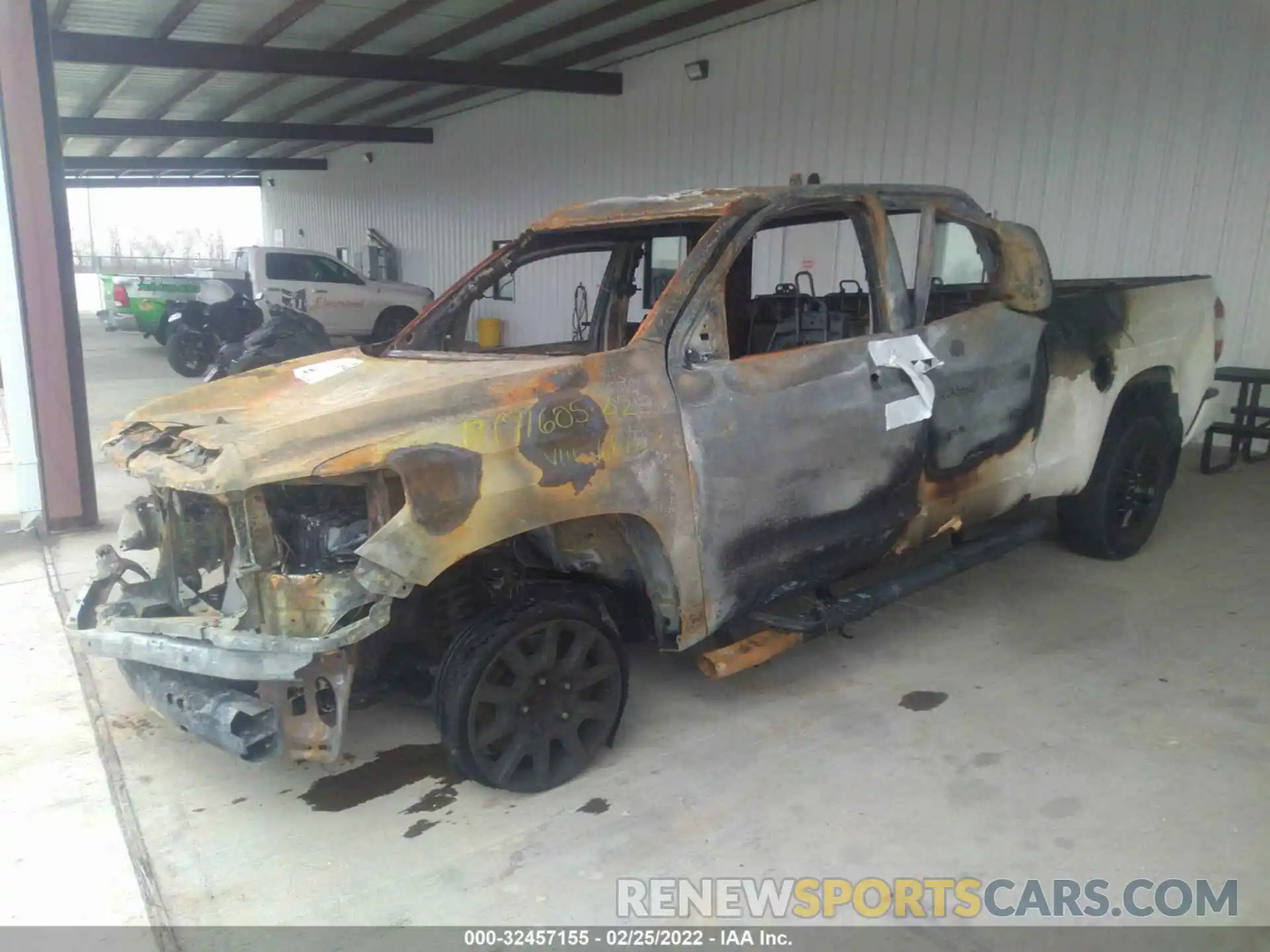 2 Photograph of a damaged car 5TFRY5F15KX246842 TOYOTA TUNDRA 2WD 2019