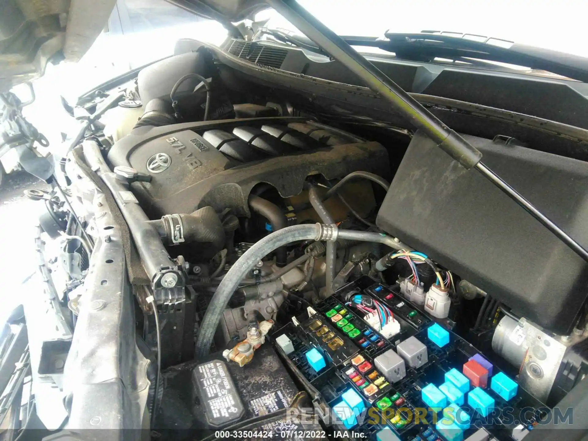 10 Photograph of a damaged car 5TFRY5F19KX247010 TOYOTA TUNDRA 2WD 2019