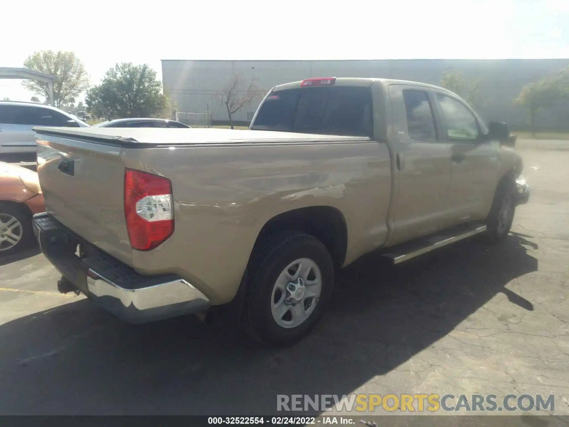 4 Photograph of a damaged car 5TFRY5F19KX254698 TOYOTA TUNDRA 2WD 2019