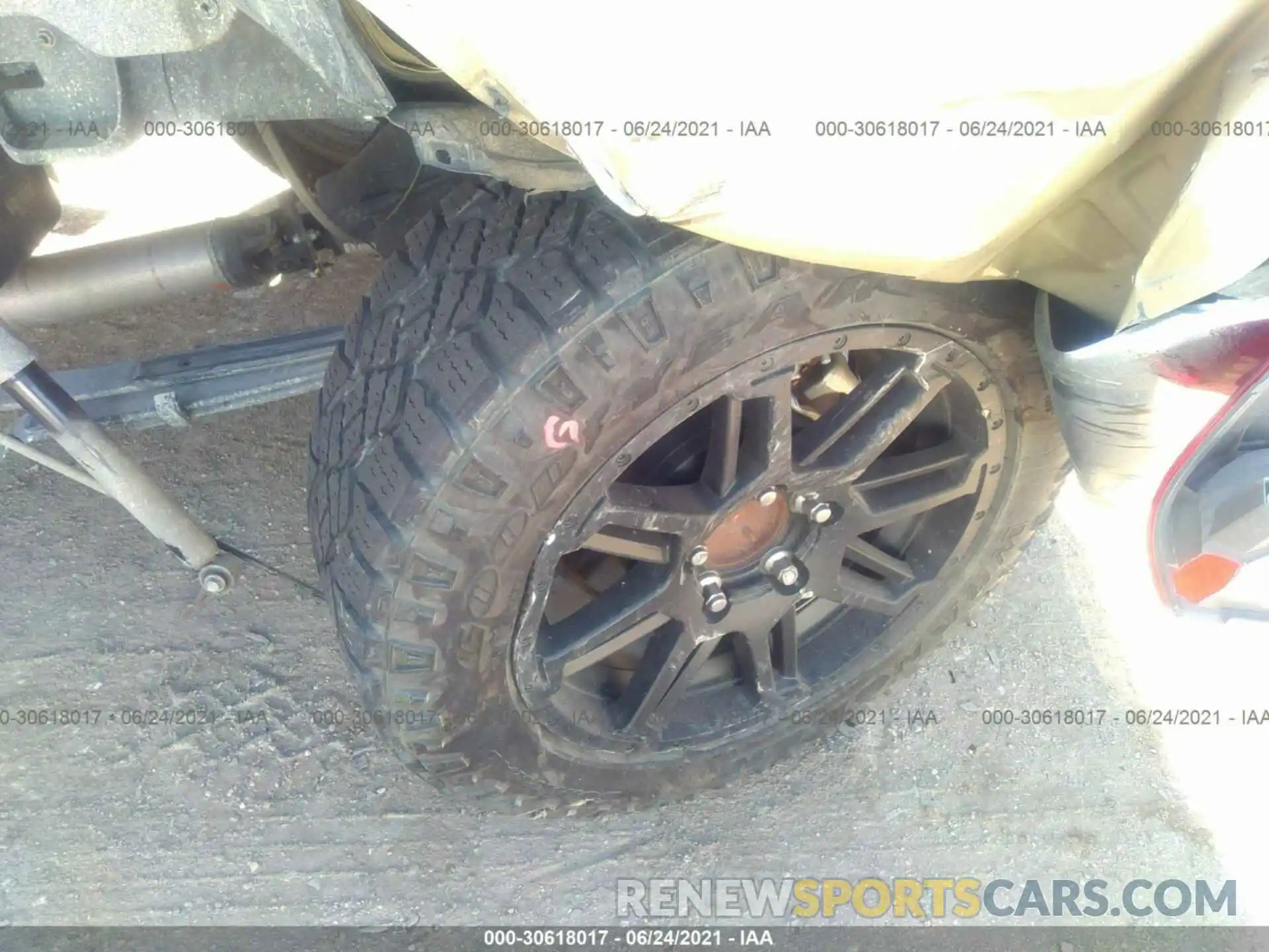 13 Photograph of a damaged car 5TFEY5F12LX258124 TOYOTA TUNDRA 2WD 2020