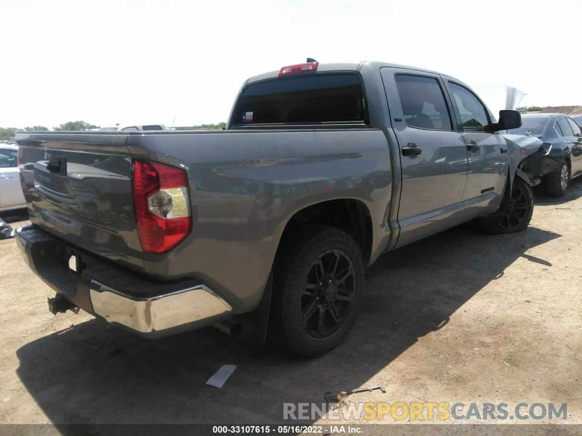 4 Photograph of a damaged car 5TFEY5F14LX256455 TOYOTA TUNDRA 2WD 2020