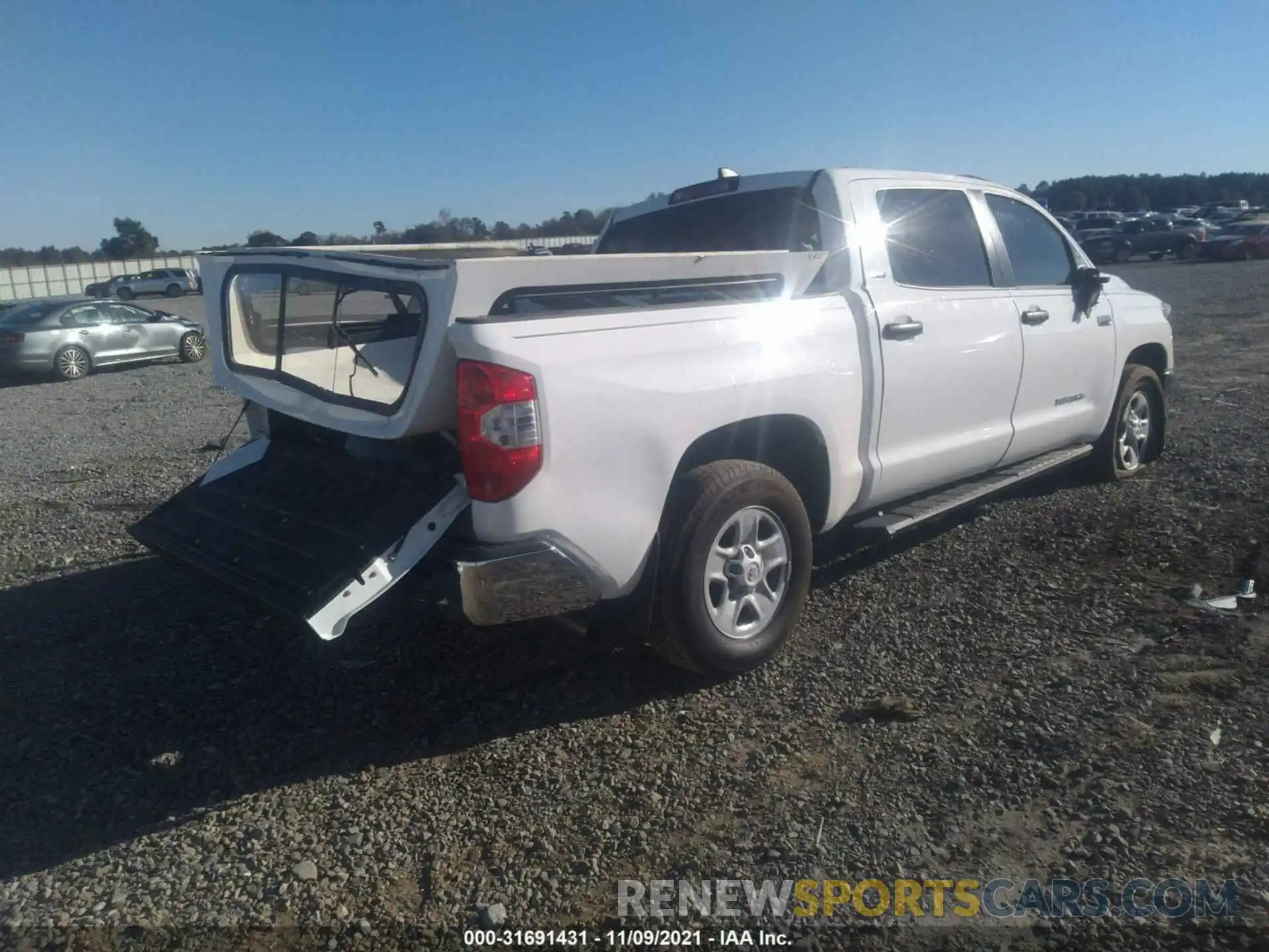 4 Photograph of a damaged car 5TFEY5F14LX259856 TOYOTA TUNDRA 2WD 2020