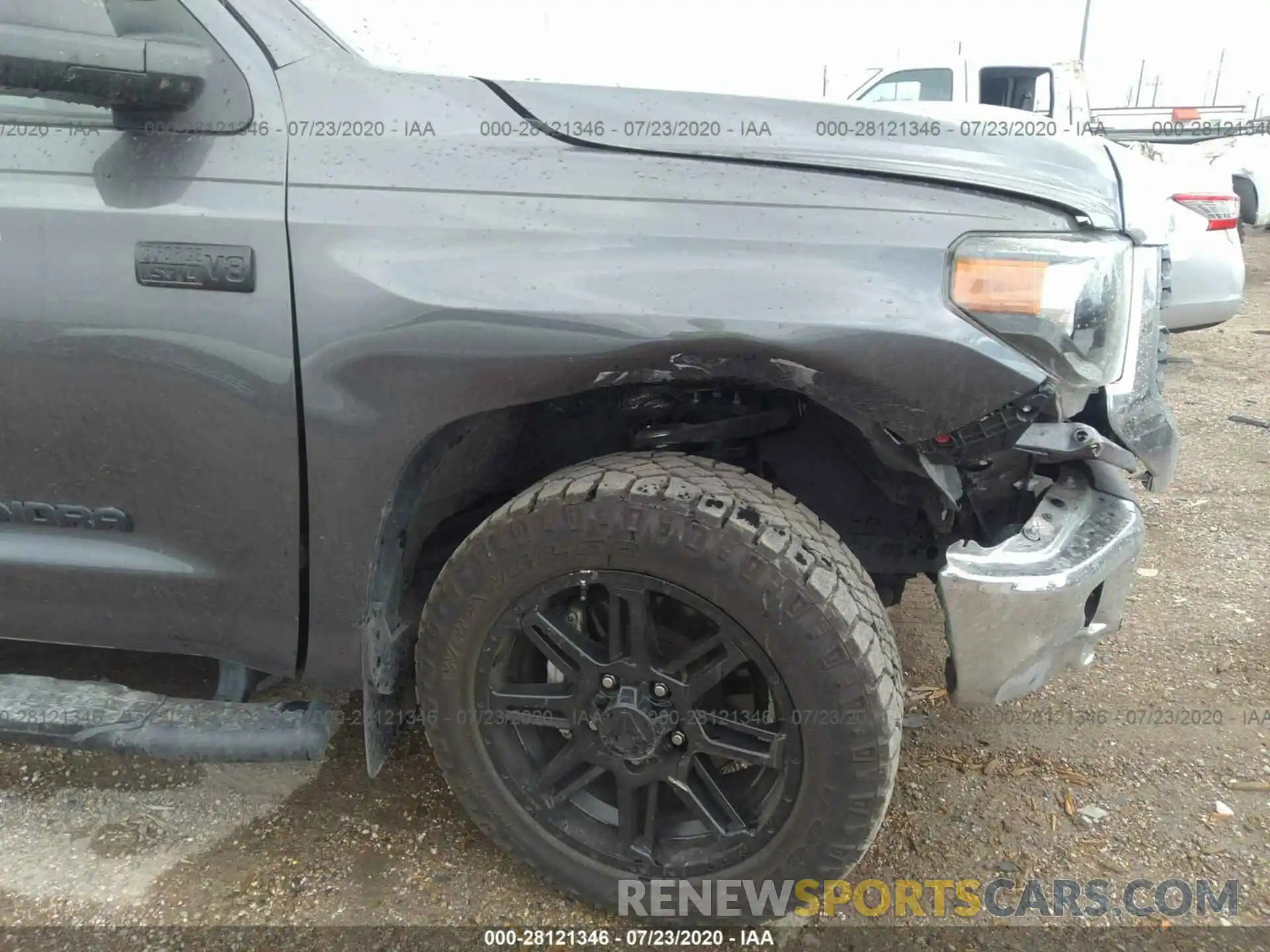 6 Photograph of a damaged car 5TFEY5F14LX260232 TOYOTA TUNDRA 2WD 2020