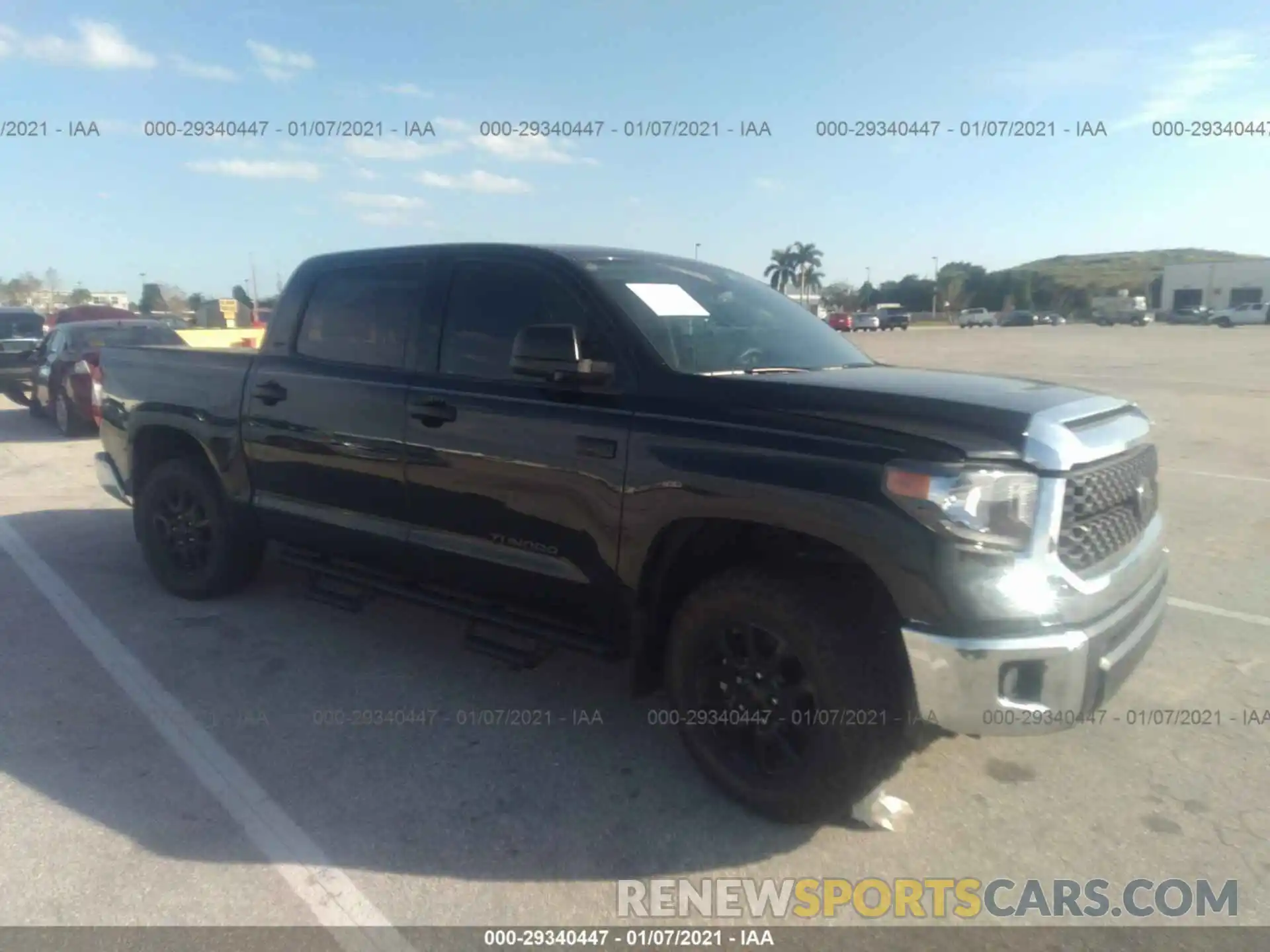 1 Photograph of a damaged car 5TFEY5F14LX263440 TOYOTA TUNDRA 2WD 2020