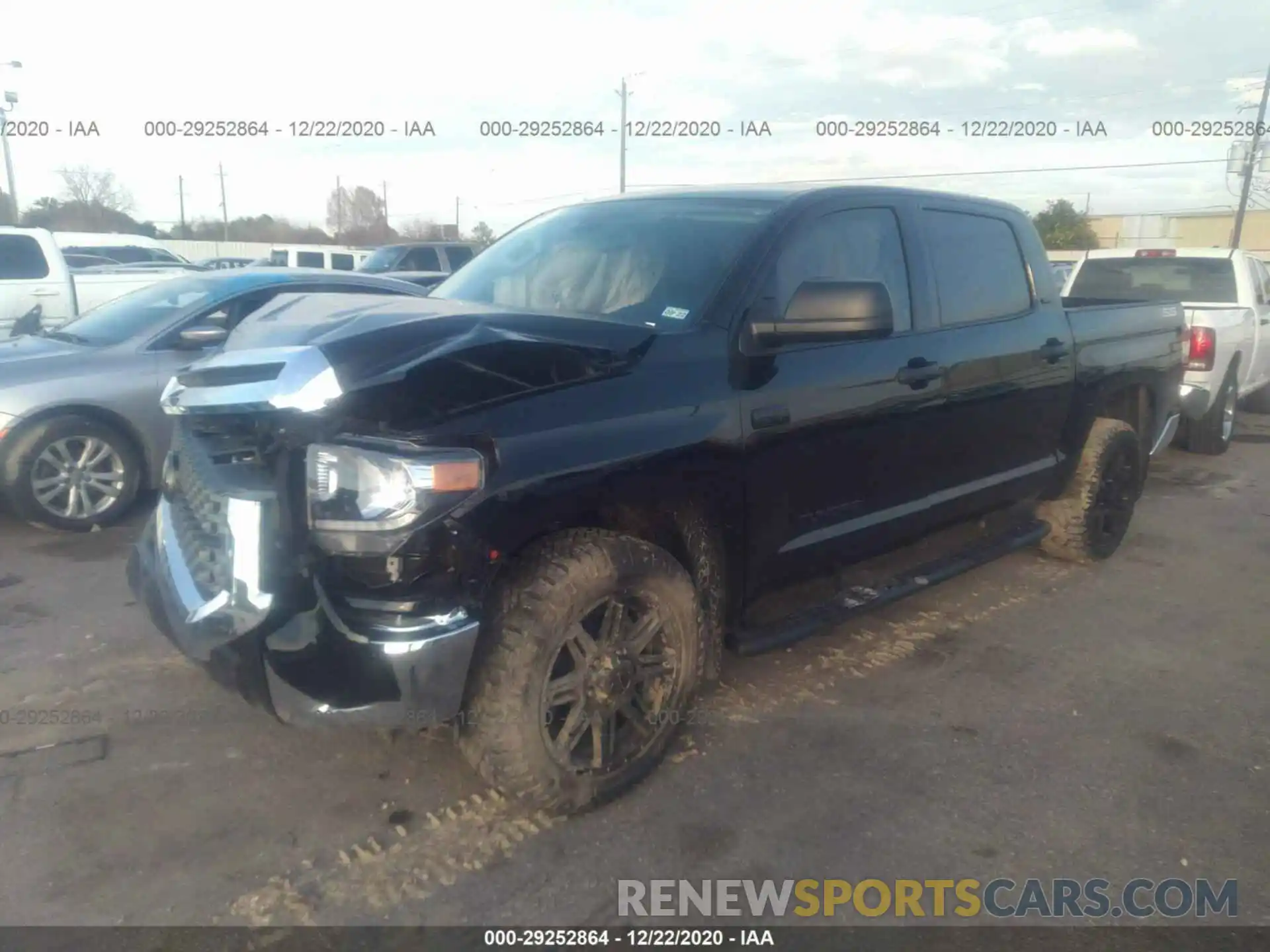 2 Фотография поврежденного автомобиля 5TFEY5F14LX270601 TOYOTA TUNDRA 2WD 2020