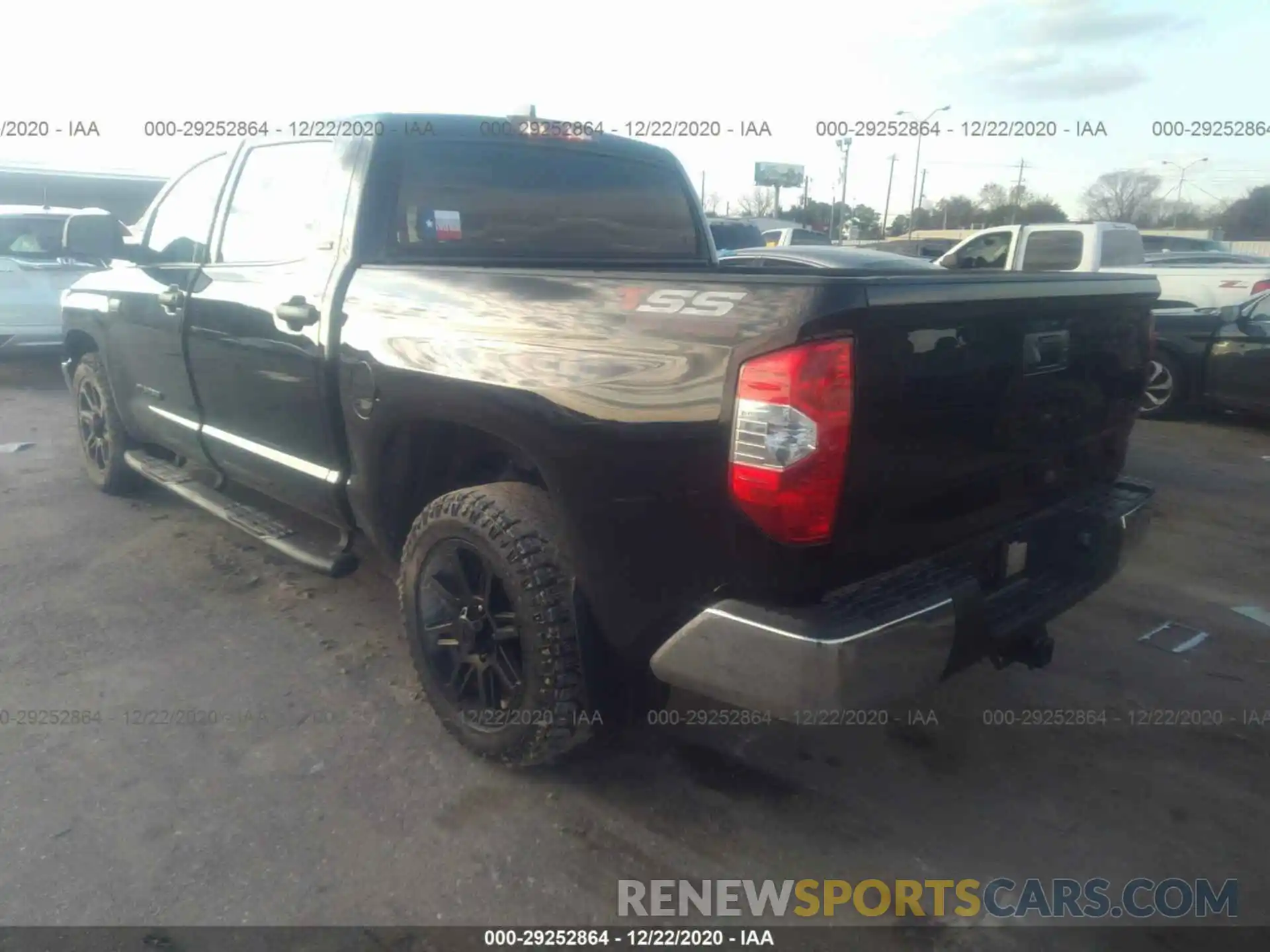 3 Фотография поврежденного автомобиля 5TFEY5F14LX270601 TOYOTA TUNDRA 2WD 2020