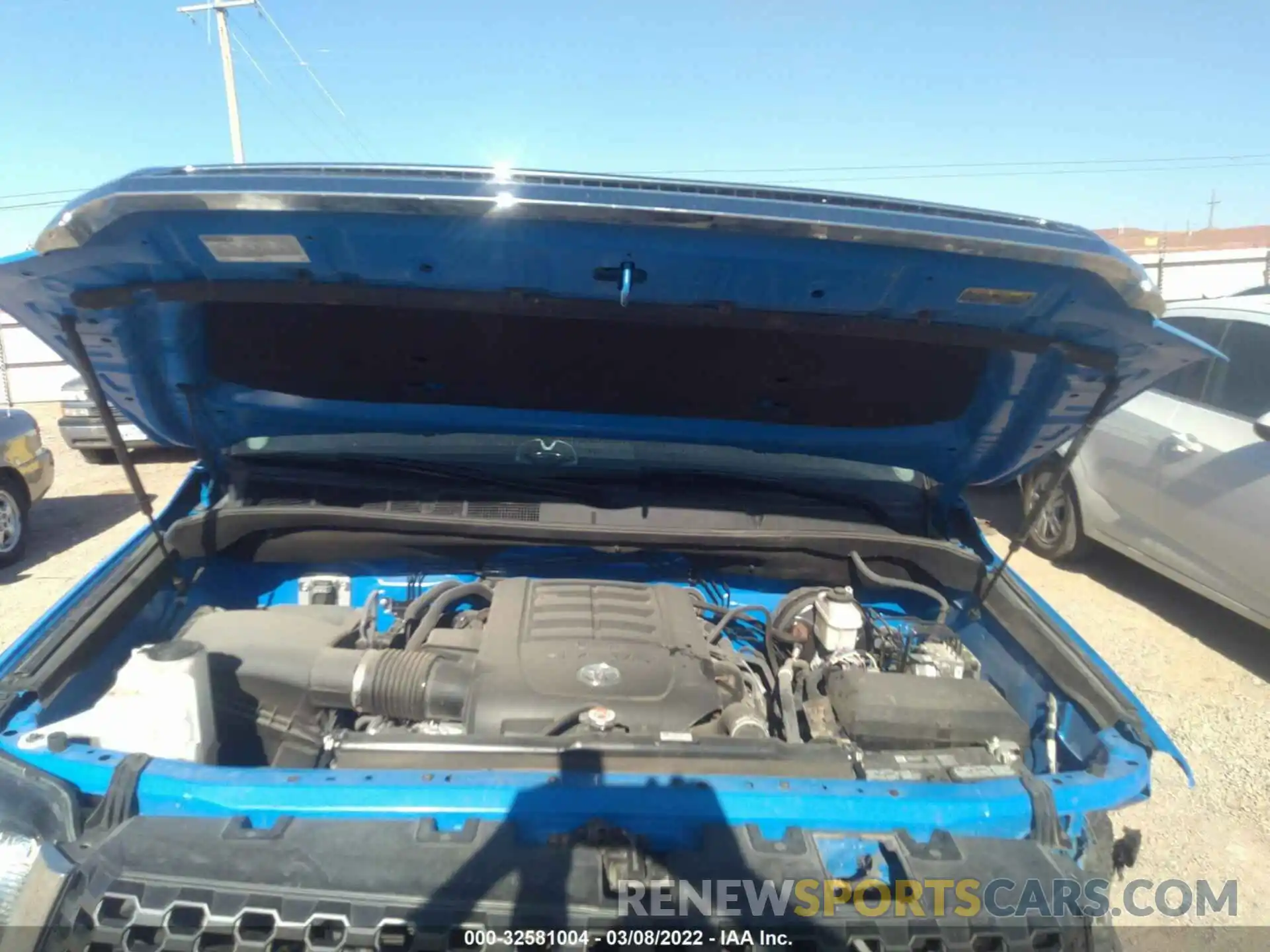 10 Photograph of a damaged car 5TFEY5F15LX259655 TOYOTA TUNDRA 2WD 2020