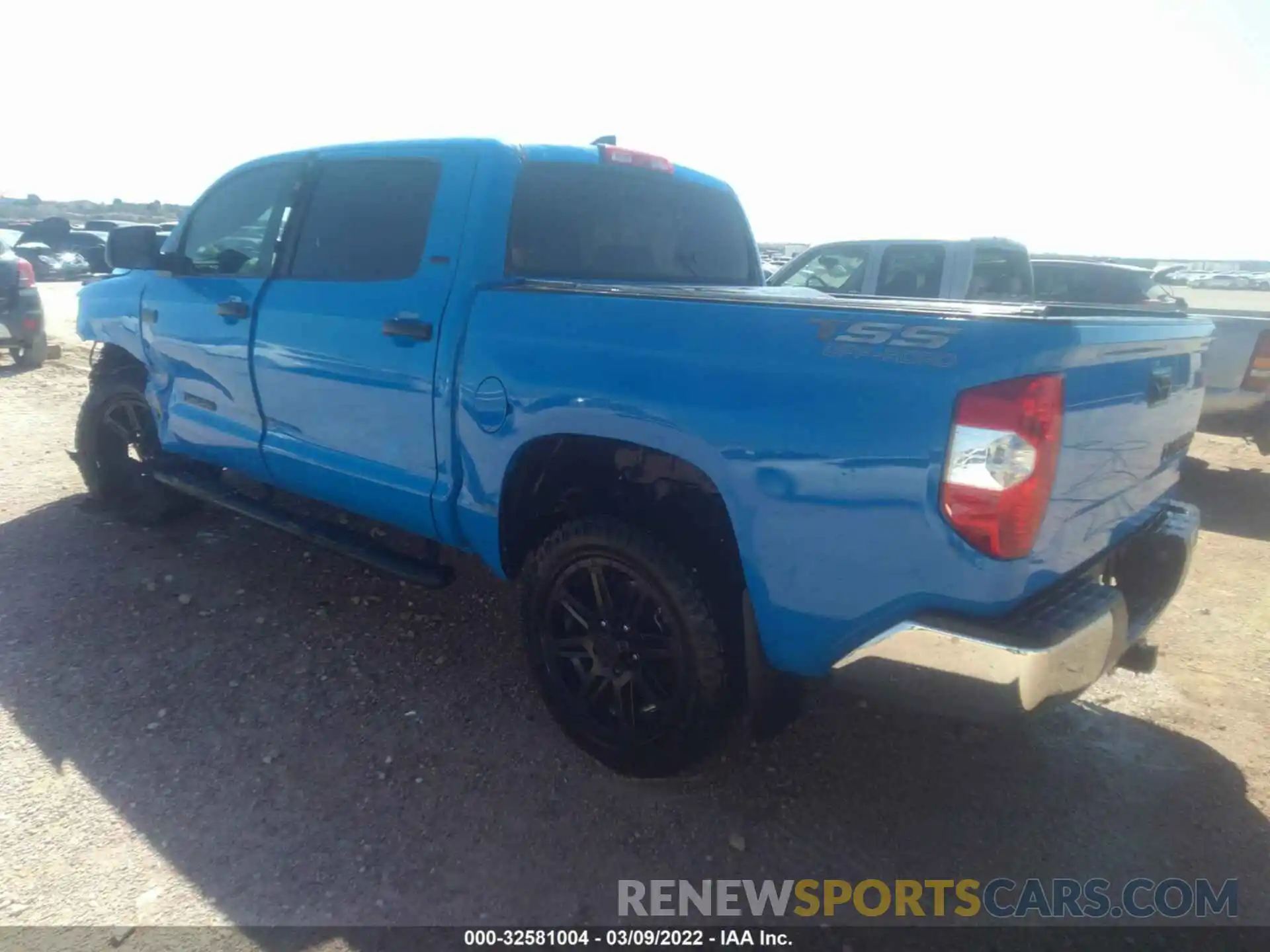 3 Photograph of a damaged car 5TFEY5F15LX259655 TOYOTA TUNDRA 2WD 2020