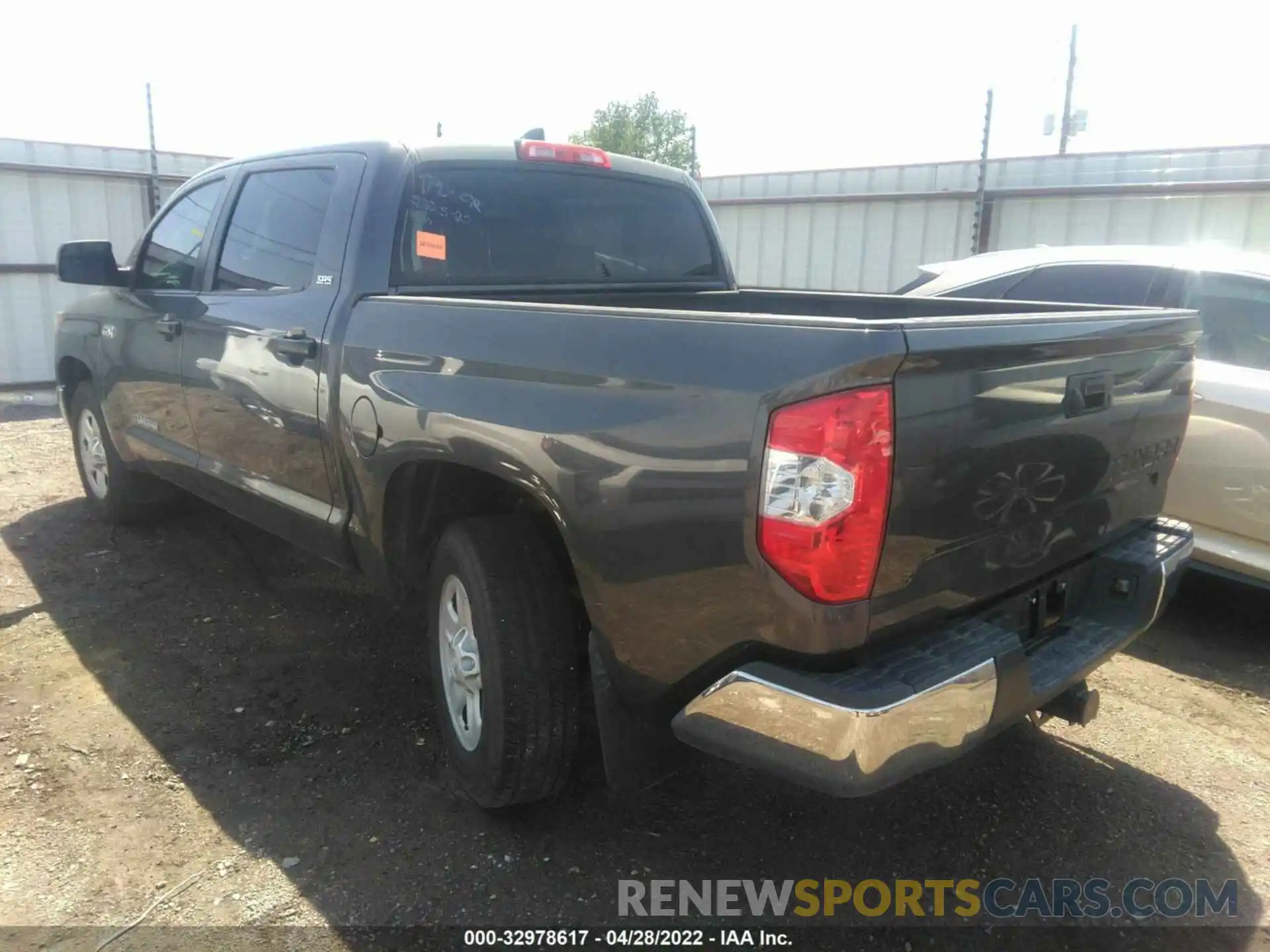 3 Photograph of a damaged car 5TFEY5F15LX260126 TOYOTA TUNDRA 2WD 2020