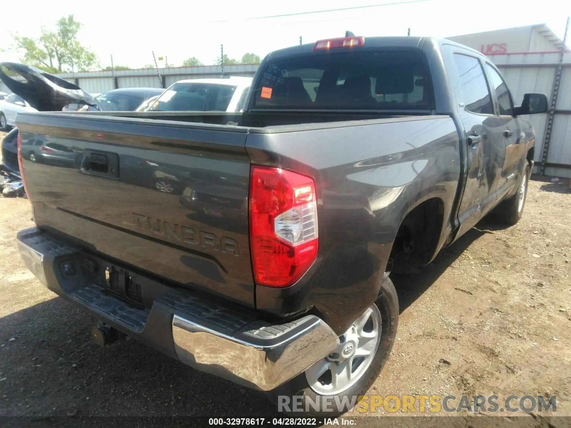 4 Photograph of a damaged car 5TFEY5F15LX260126 TOYOTA TUNDRA 2WD 2020