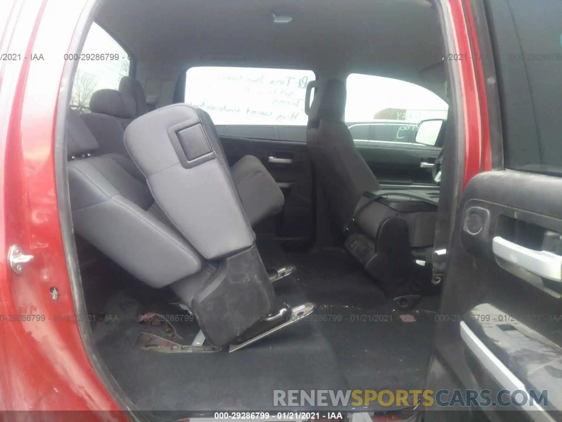 8 Photograph of a damaged car 5TFEY5F15LX264239 TOYOTA TUNDRA 2WD 2020