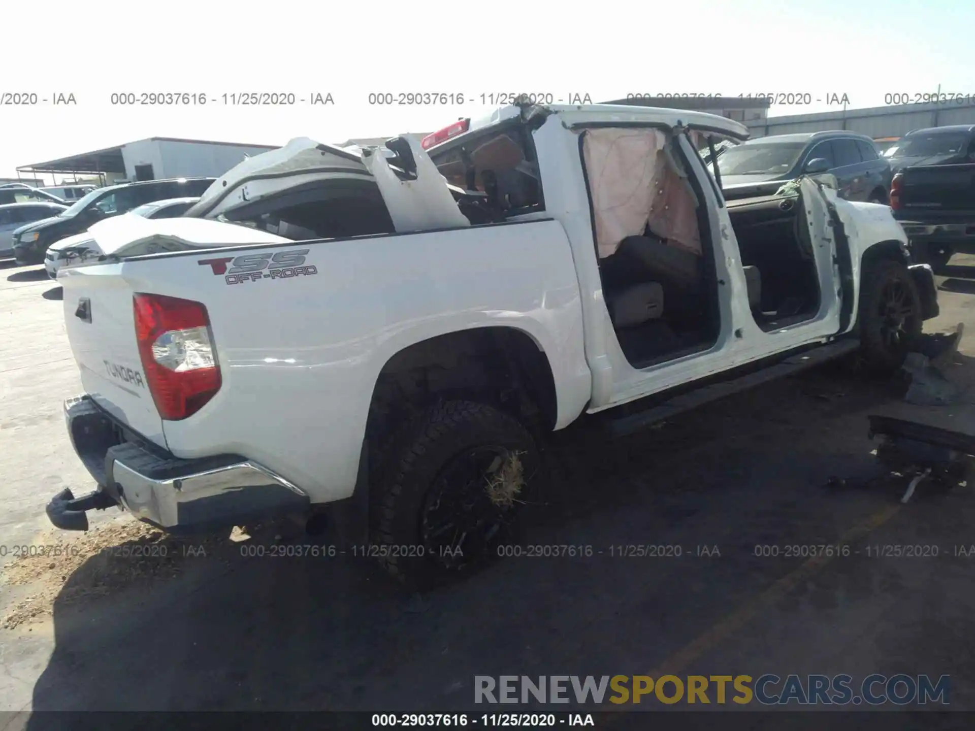 4 Photograph of a damaged car 5TFEY5F16LX255808 TOYOTA TUNDRA 2WD 2020