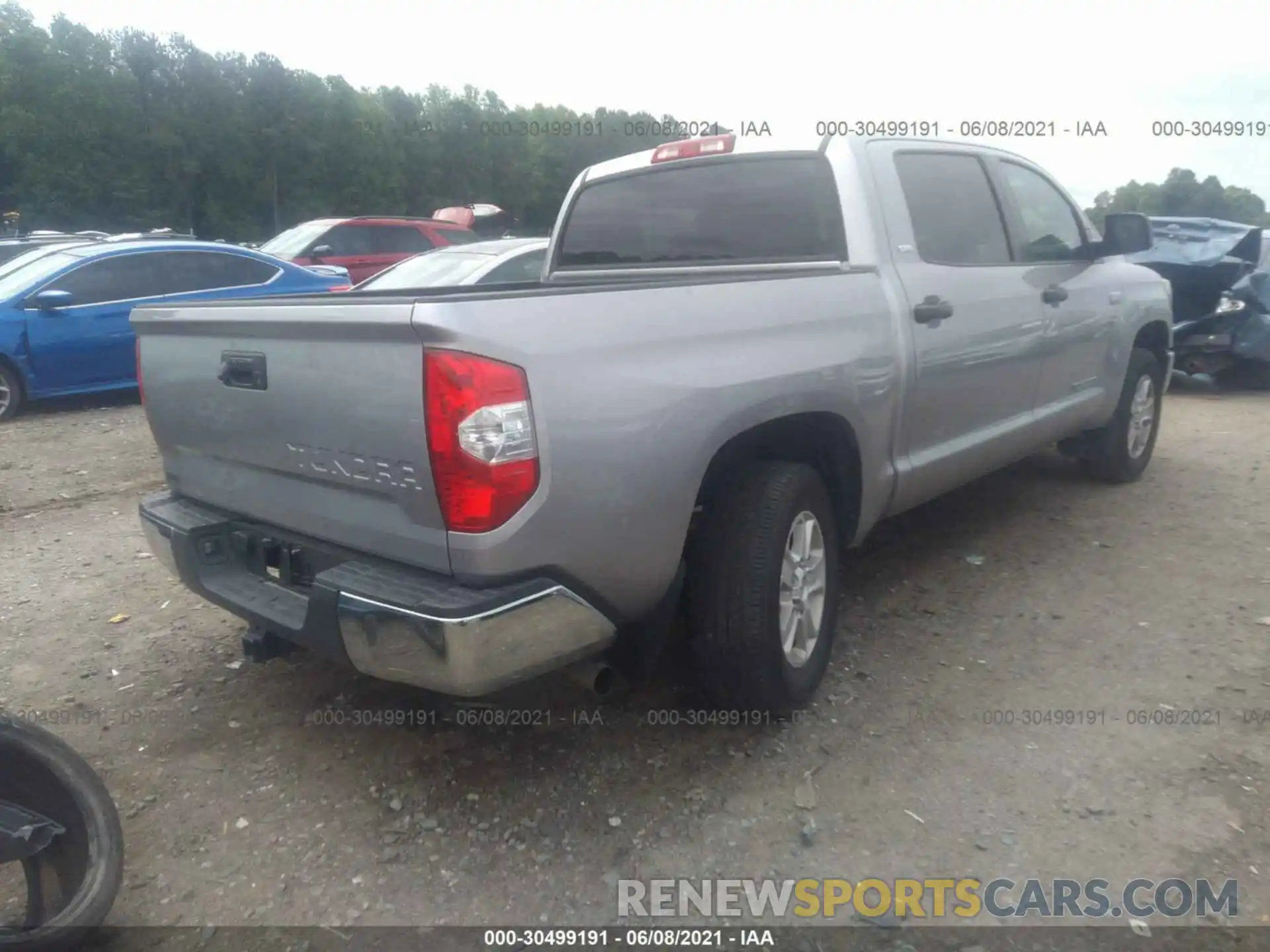 4 Photograph of a damaged car 5TFEY5F18LX263876 TOYOTA TUNDRA 2WD 2020