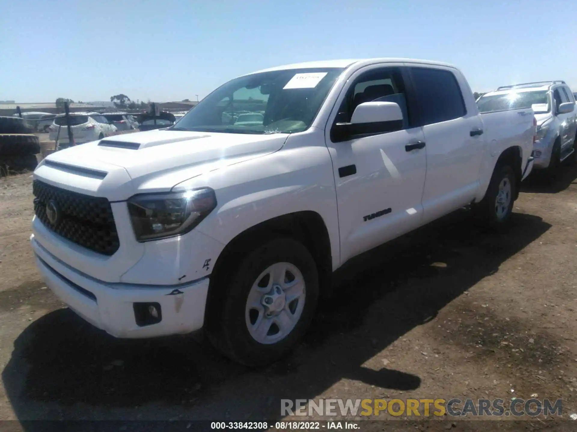 2 Photograph of a damaged car 5TFEY5F19LX260744 TOYOTA TUNDRA 2WD 2020