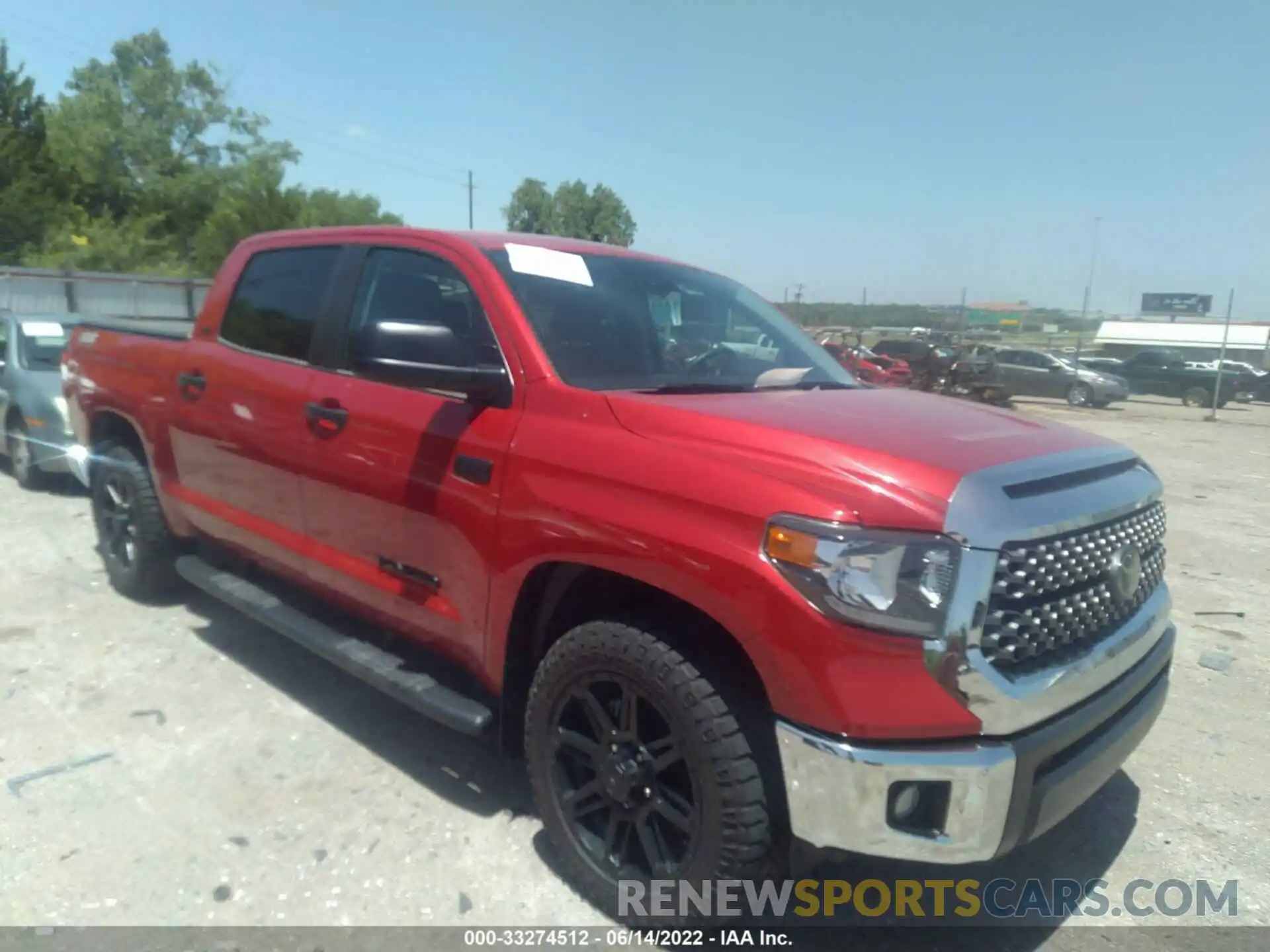 1 Photograph of a damaged car 5TFEY5F19LX262431 TOYOTA TUNDRA 2WD 2020