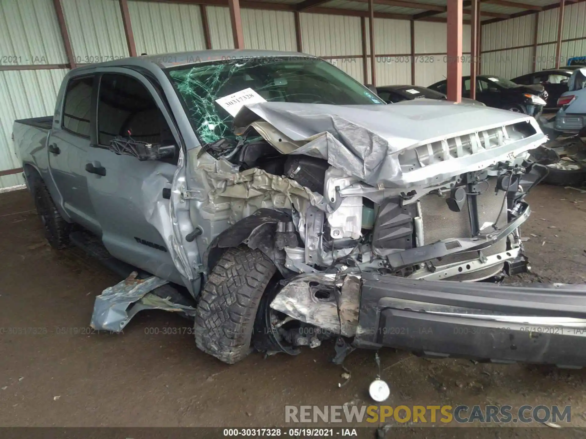 1 Photograph of a damaged car 5TFEY5F19LX266172 TOYOTA TUNDRA 2WD 2020