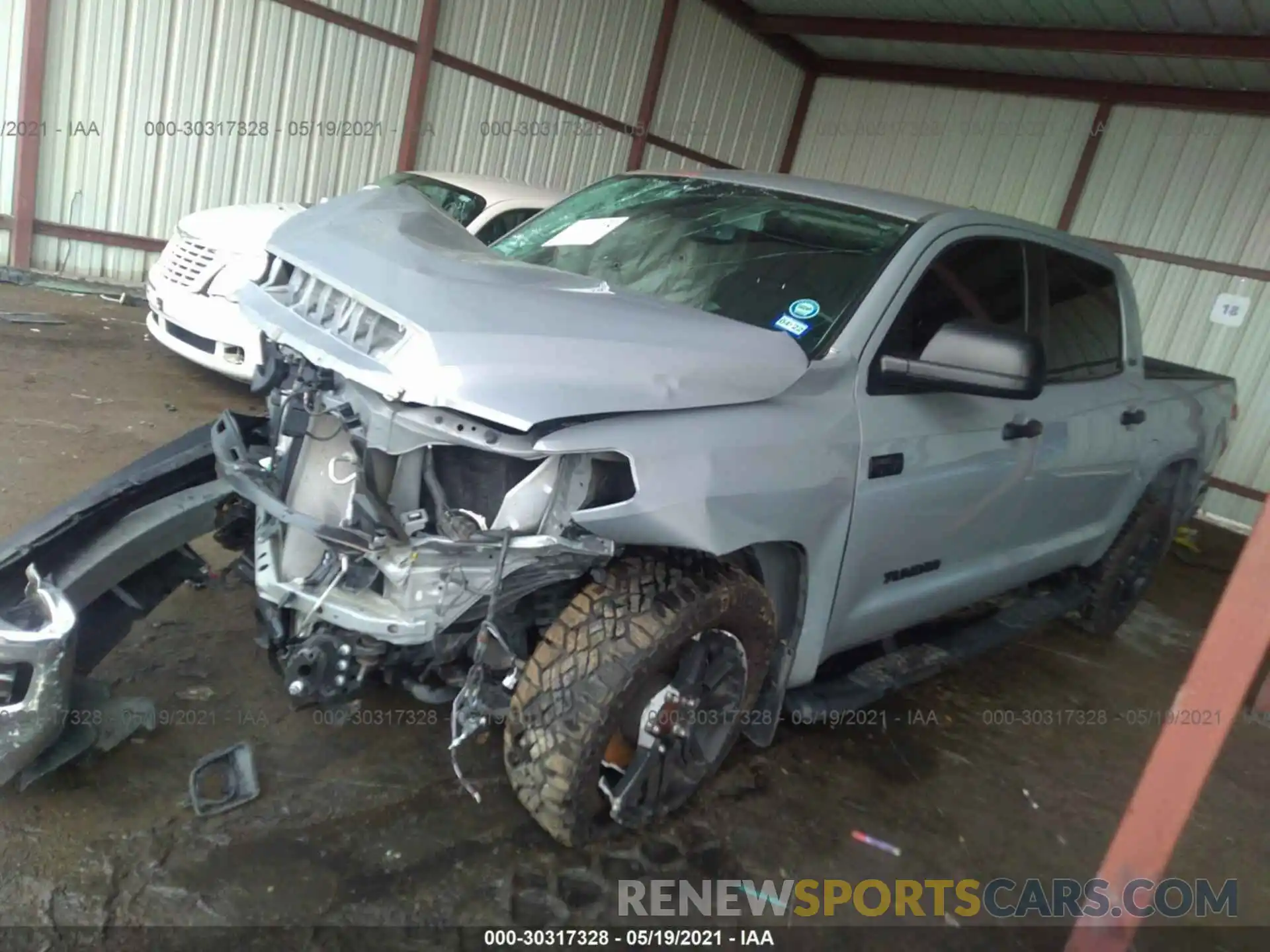 2 Photograph of a damaged car 5TFEY5F19LX266172 TOYOTA TUNDRA 2WD 2020