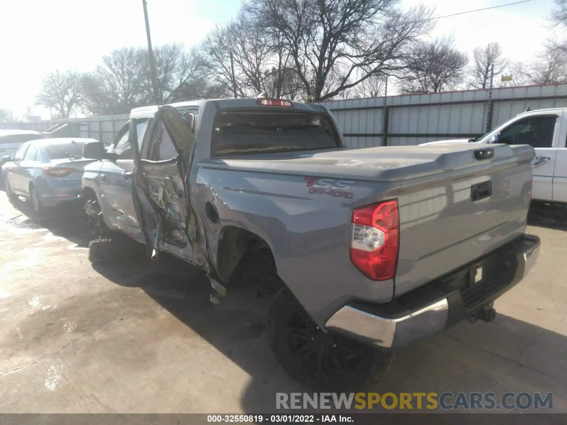 3 Photograph of a damaged car 5TFEY5F1XLX259134 TOYOTA TUNDRA 2WD 2020