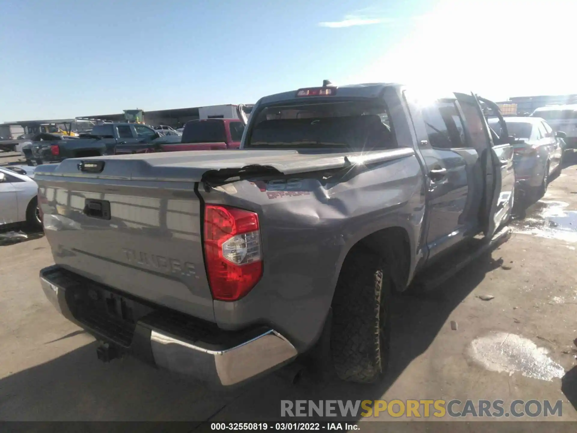 4 Photograph of a damaged car 5TFEY5F1XLX259134 TOYOTA TUNDRA 2WD 2020