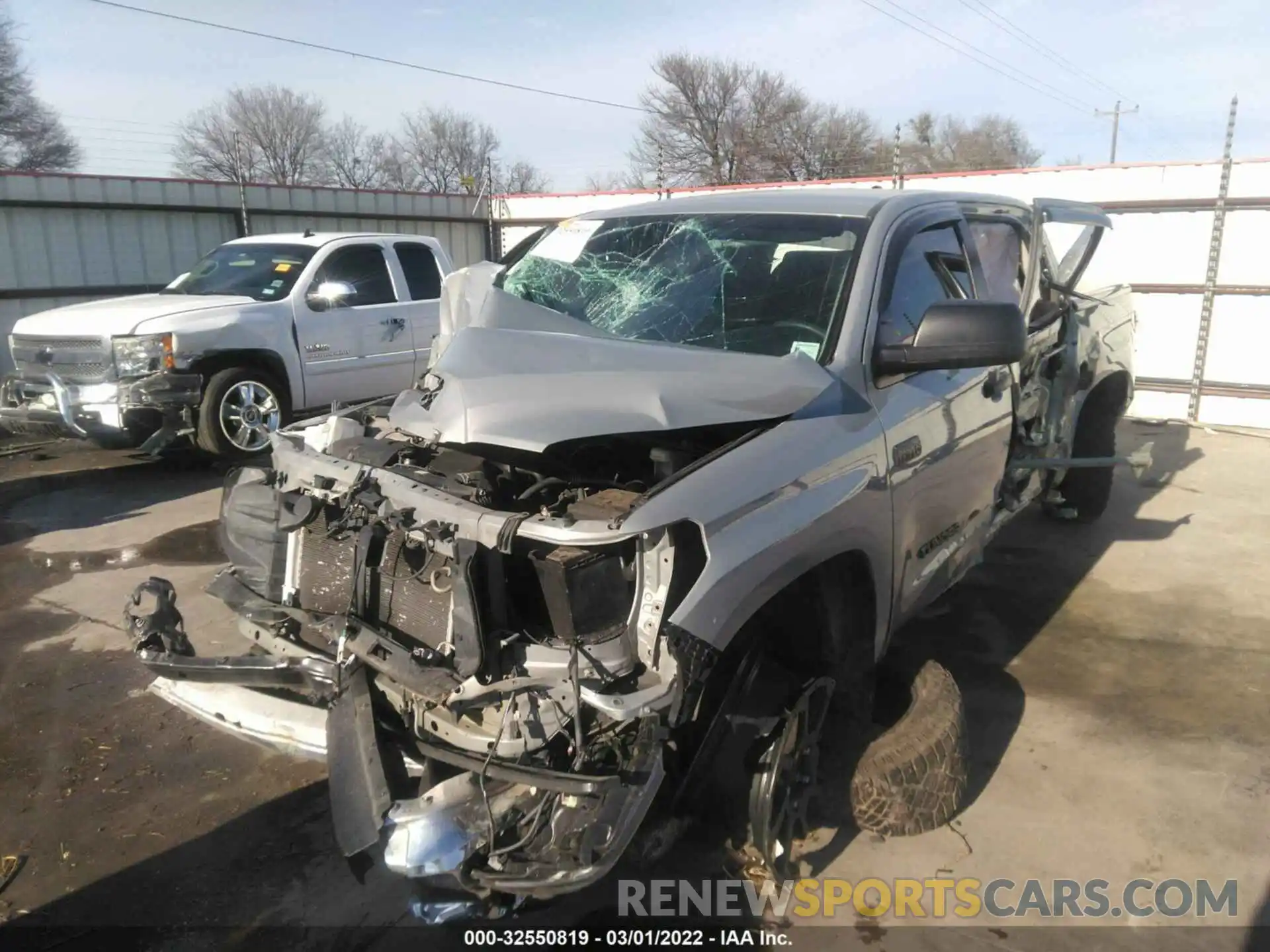 6 Photograph of a damaged car 5TFEY5F1XLX259134 TOYOTA TUNDRA 2WD 2020