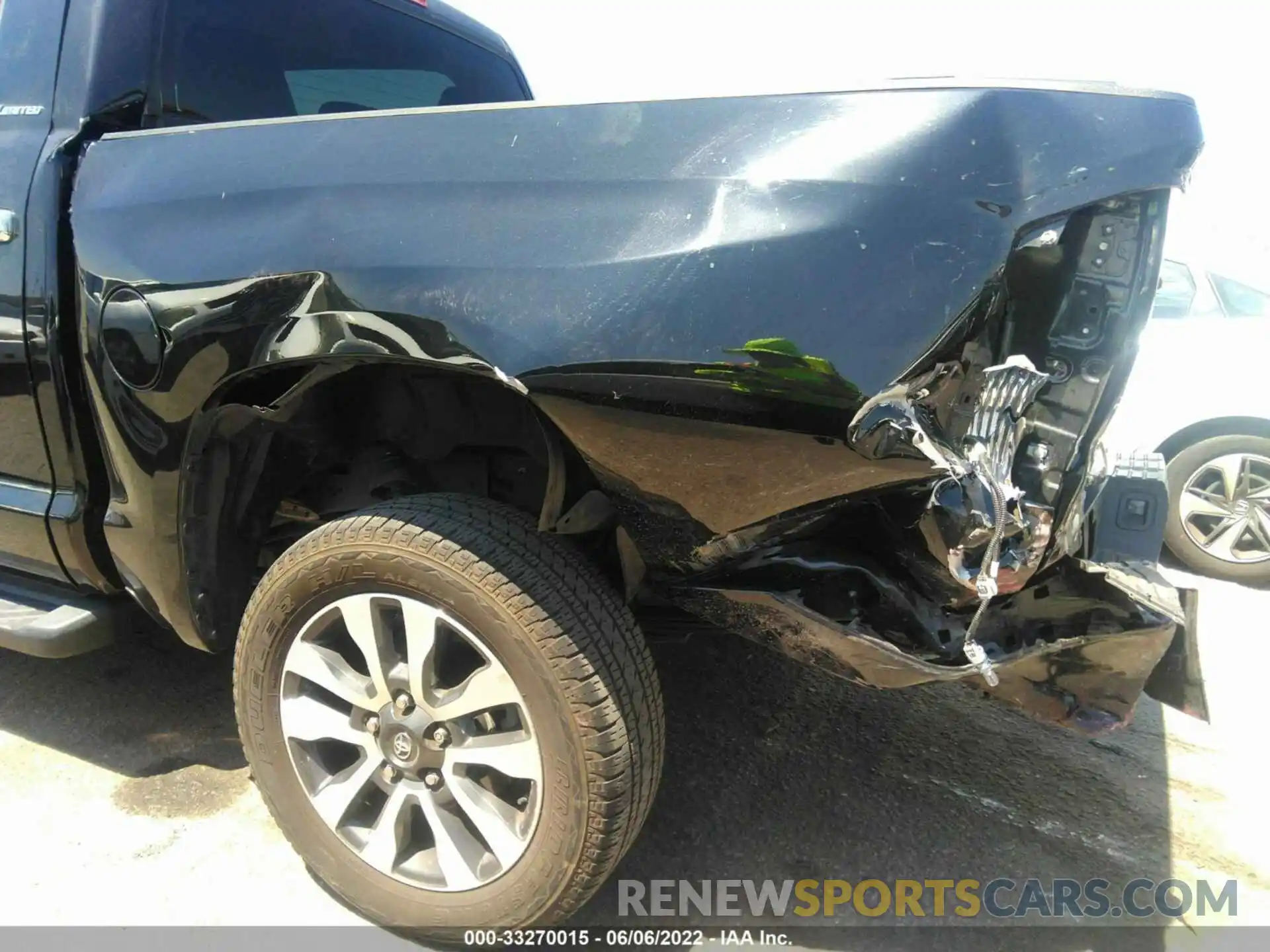 6 Photograph of a damaged car 5TFFY5F10LX269594 TOYOTA TUNDRA 2WD 2020