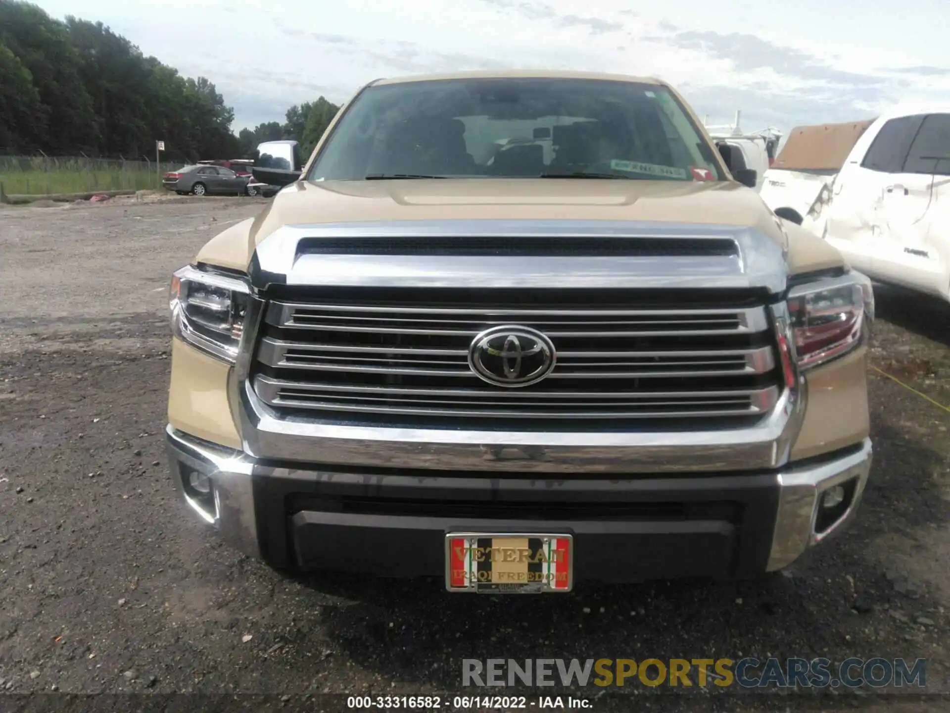 6 Photograph of a damaged car 5TFFY5F11LX266848 TOYOTA TUNDRA 2WD 2020