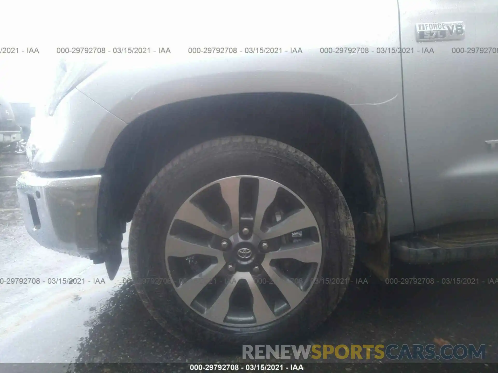 12 Photograph of a damaged car 5TFFY5F14LX268030 TOYOTA TUNDRA 2WD 2020