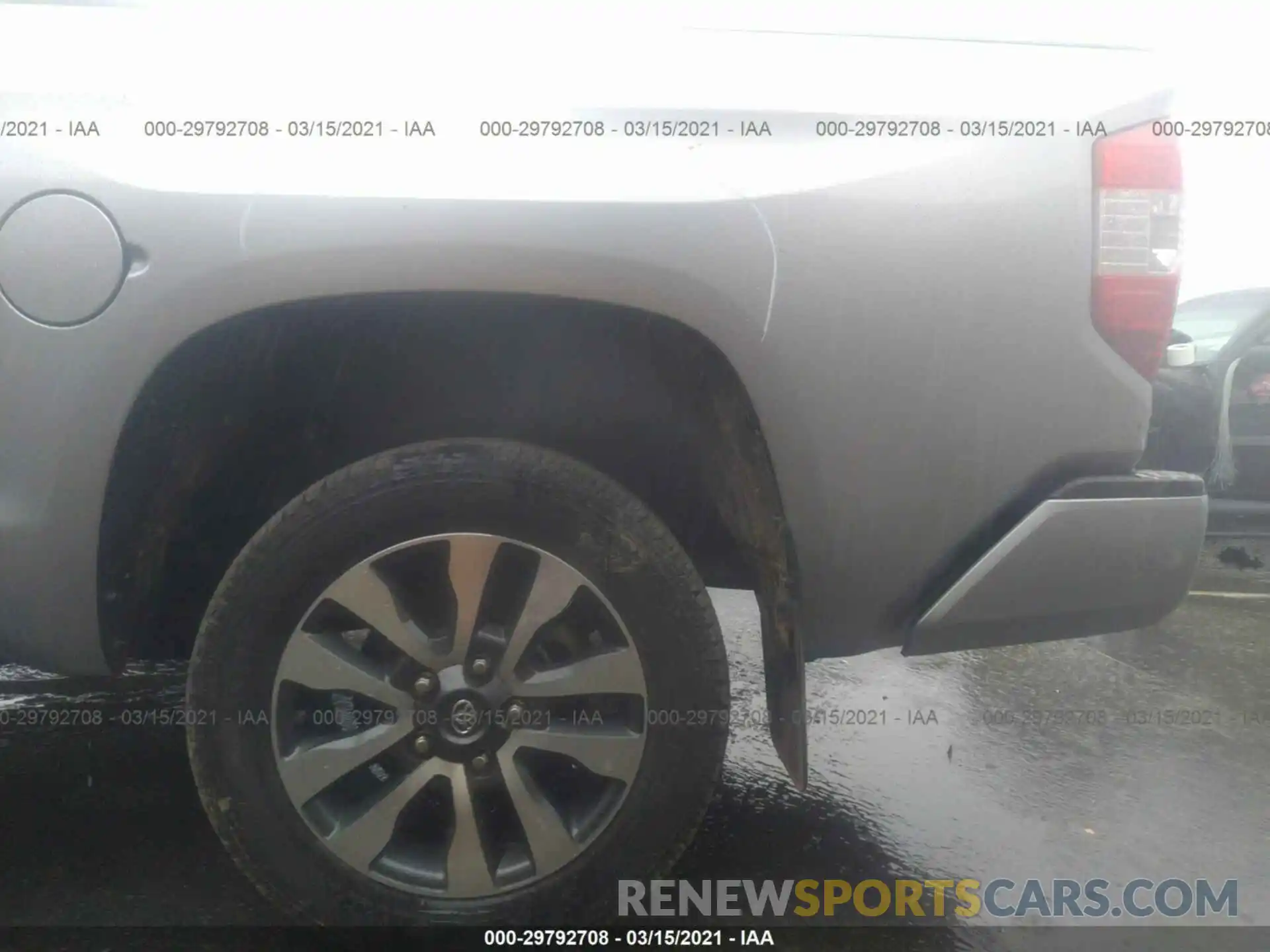 13 Photograph of a damaged car 5TFFY5F14LX268030 TOYOTA TUNDRA 2WD 2020