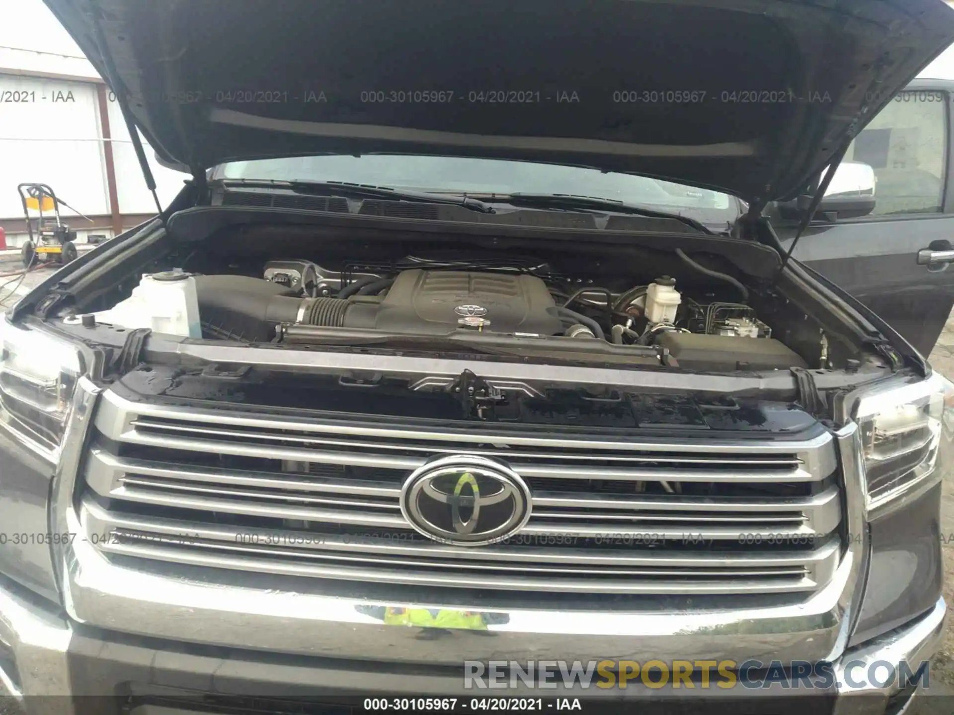 10 Photograph of a damaged car 5TFFY5F15LX271132 TOYOTA TUNDRA 2WD 2020