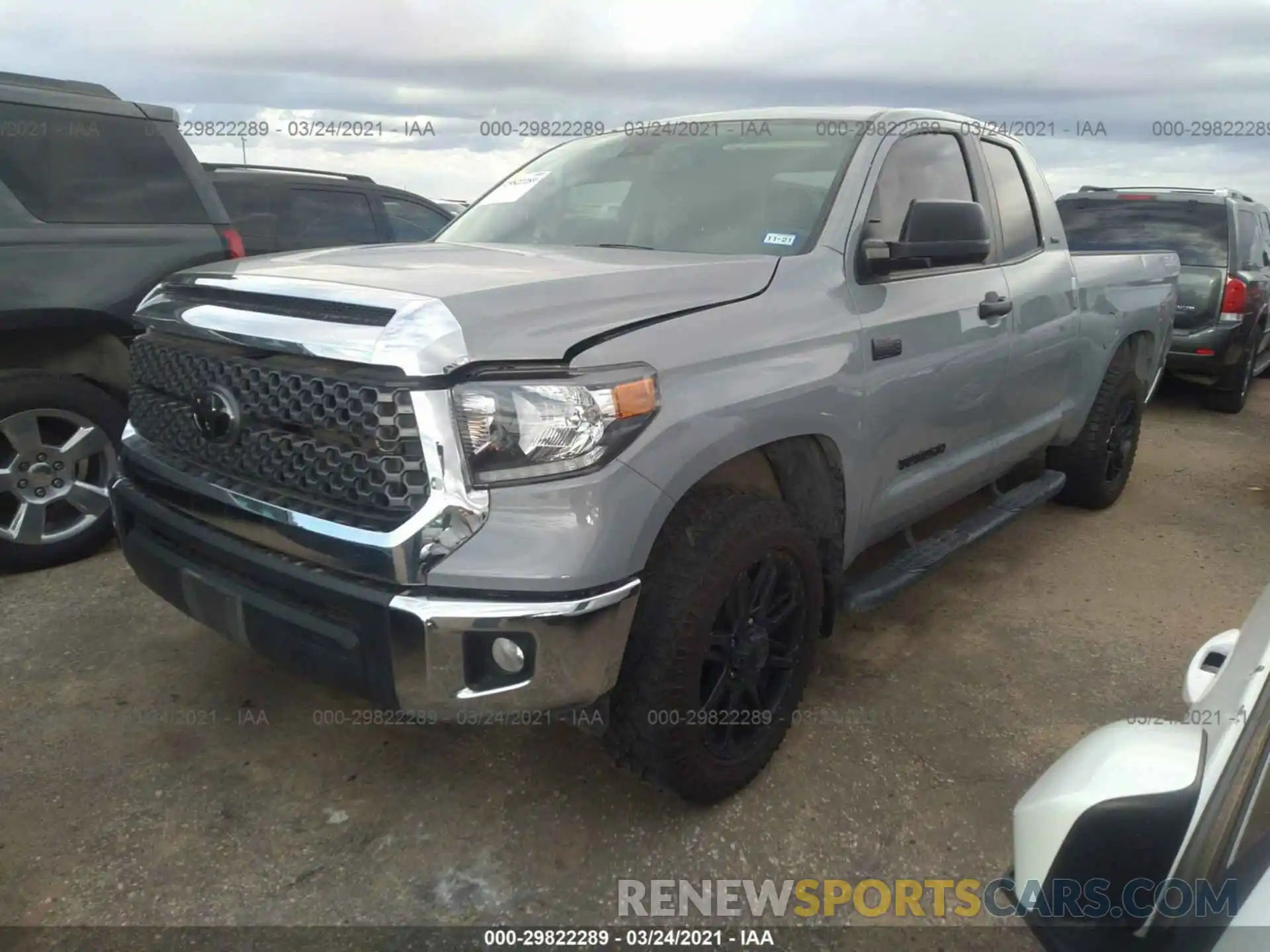 2 Photograph of a damaged car 5TFRY5F10LX256681 TOYOTA TUNDRA 2WD 2020