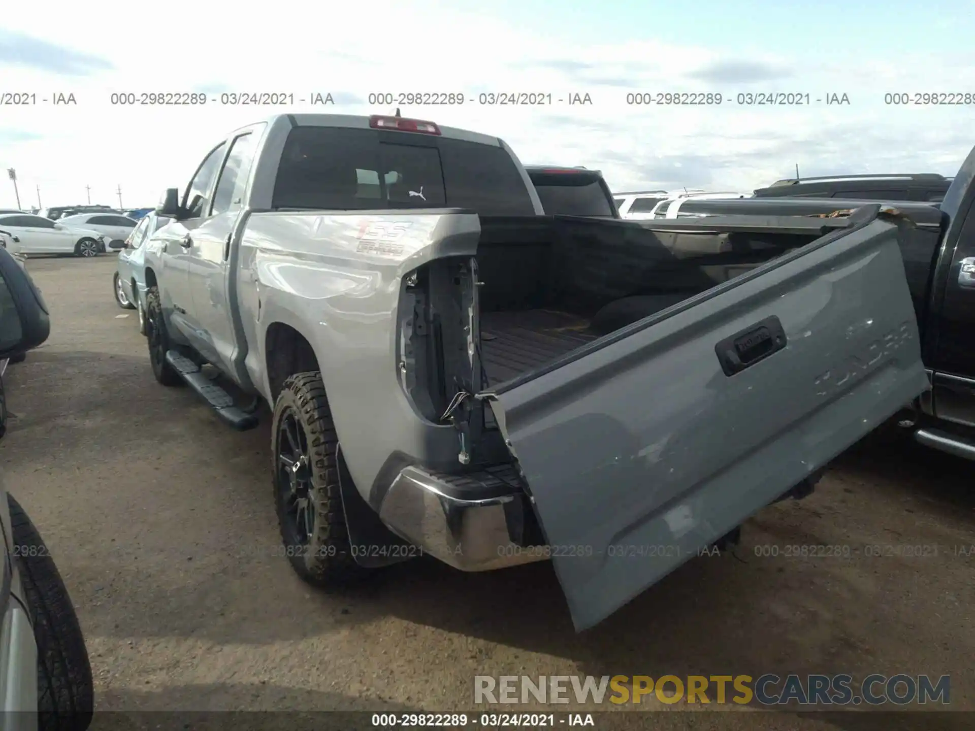 3 Photograph of a damaged car 5TFRY5F10LX256681 TOYOTA TUNDRA 2WD 2020