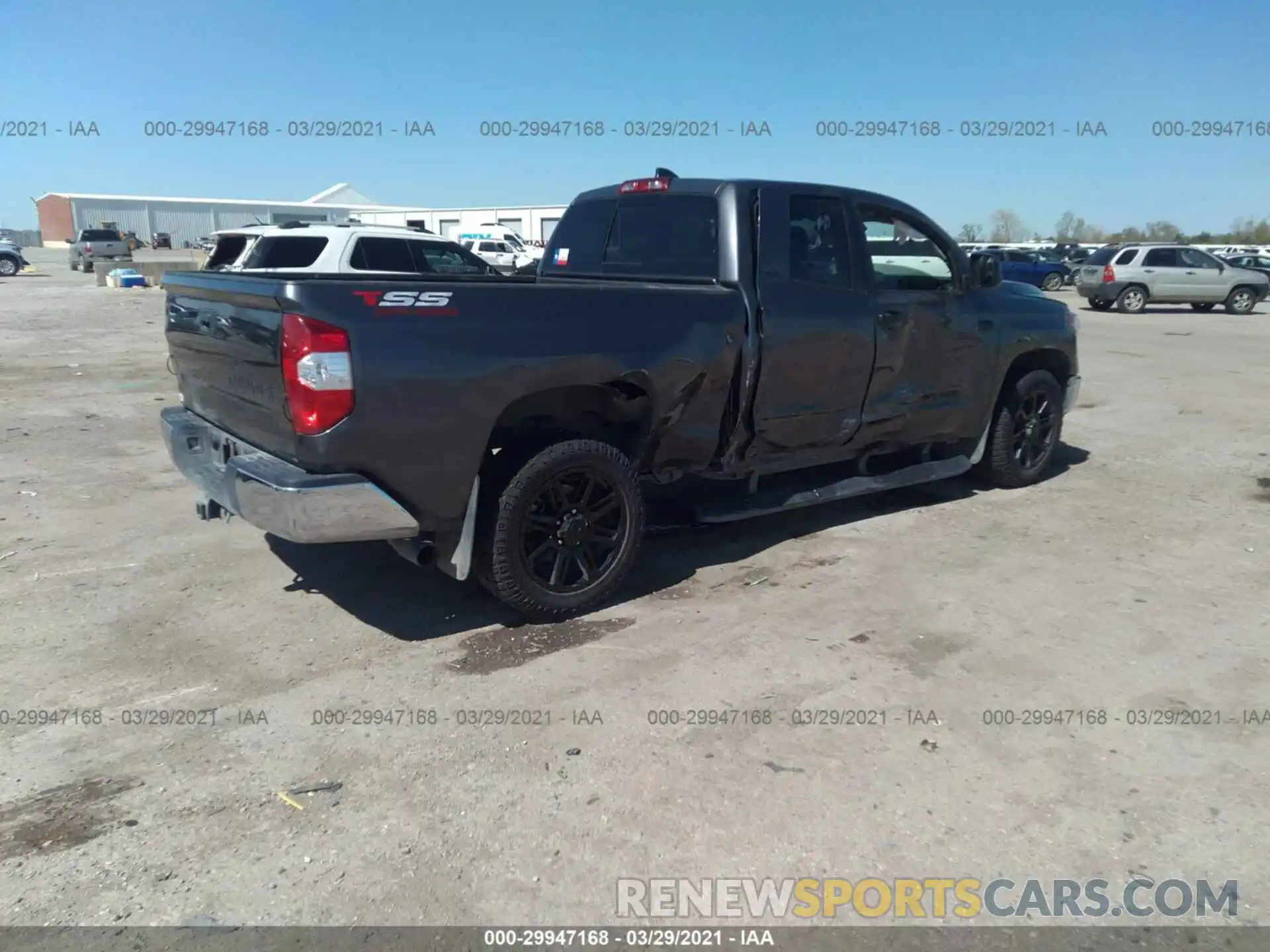 4 Фотография поврежденного автомобиля 5TFRY5F10LX257314 TOYOTA TUNDRA 2WD 2020