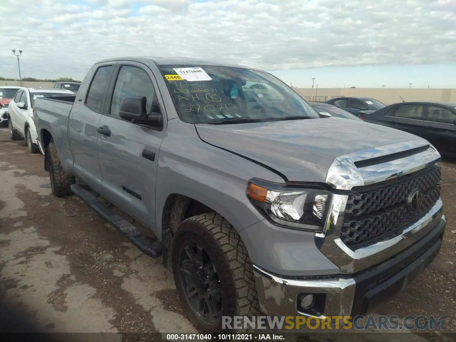 1 Photograph of a damaged car 5TFRY5F10LX270712 TOYOTA TUNDRA 2WD 2020