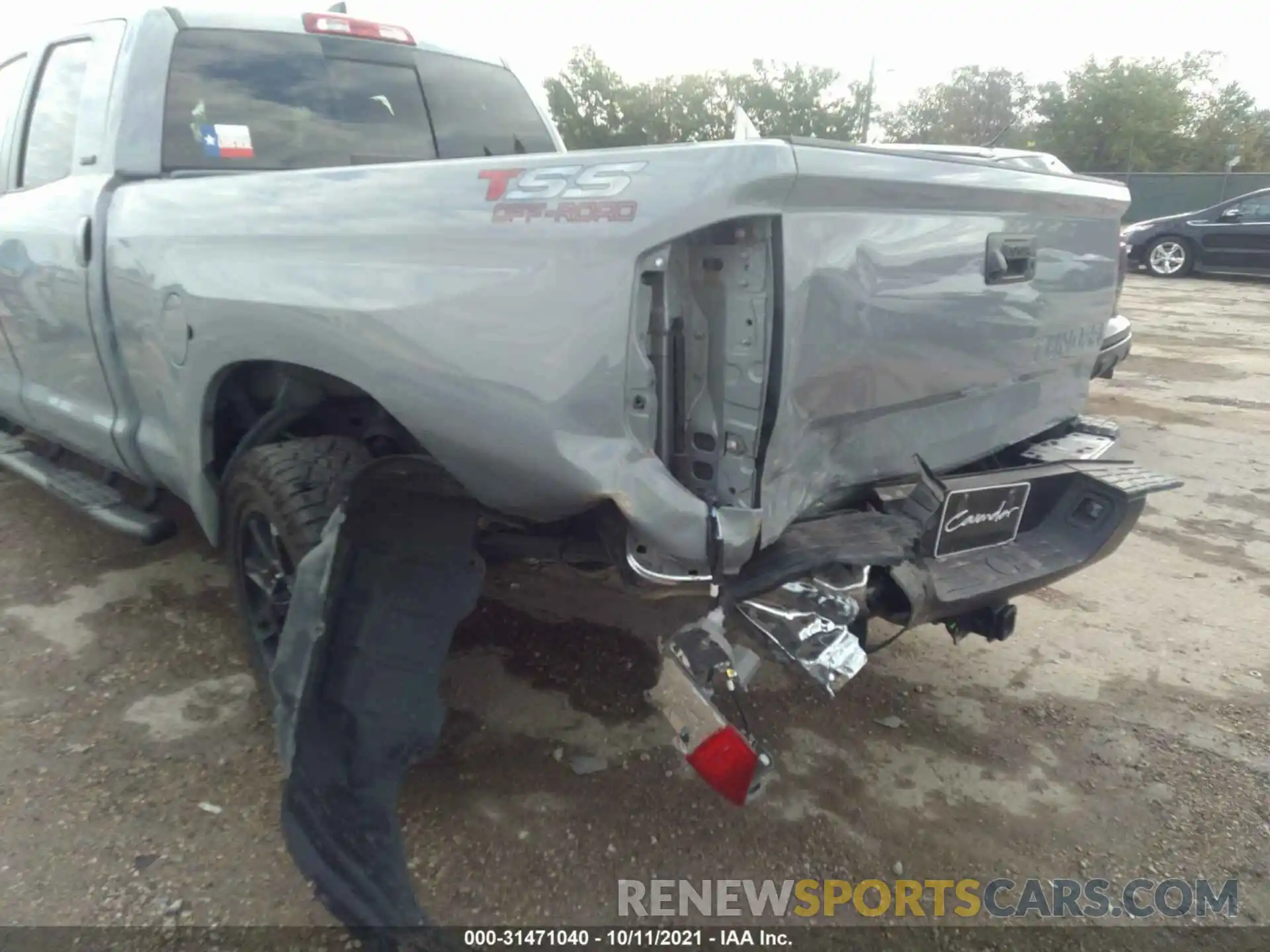 6 Photograph of a damaged car 5TFRY5F10LX270712 TOYOTA TUNDRA 2WD 2020