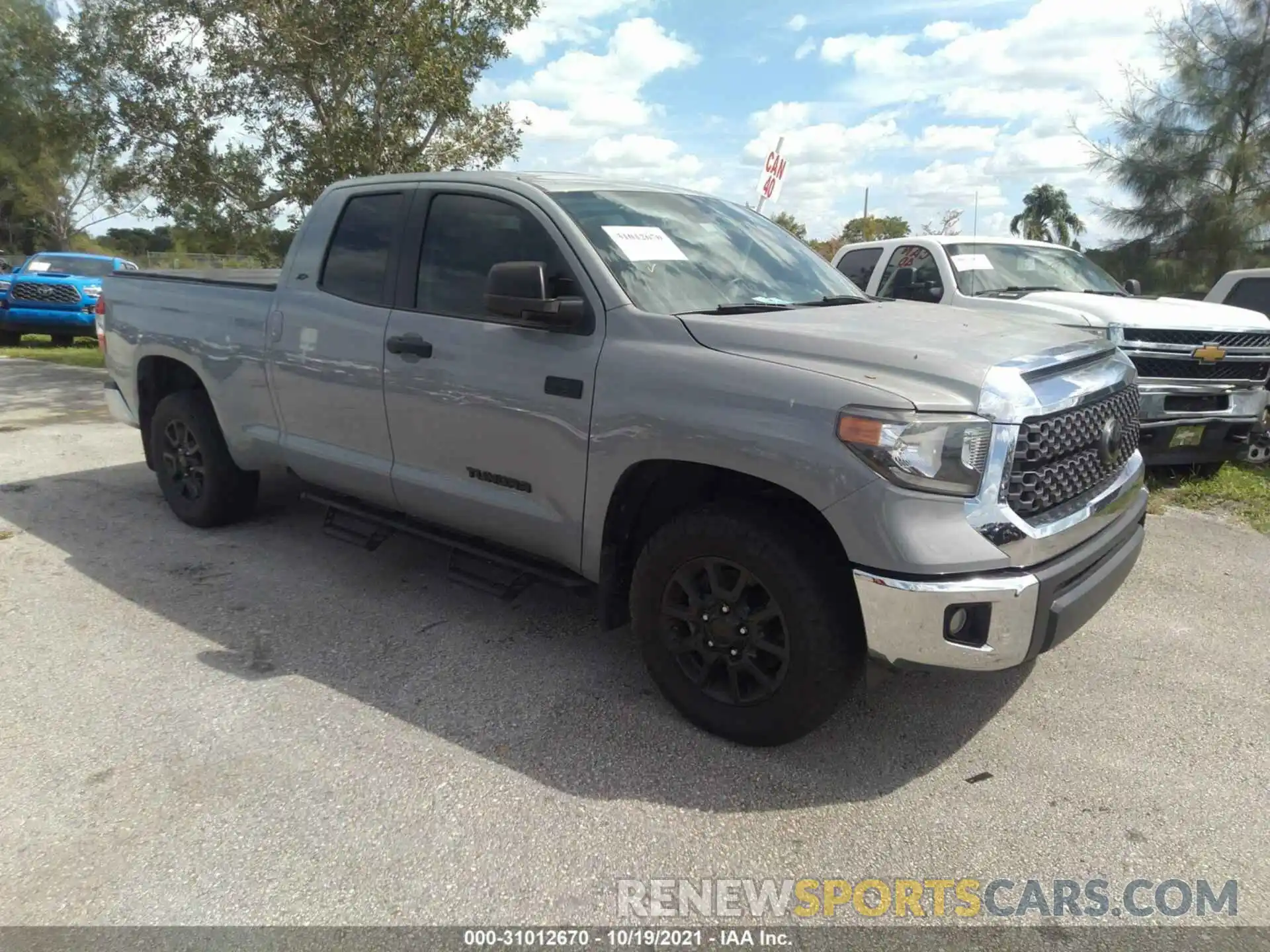 1 Photograph of a damaged car 5TFRY5F12LX257640 TOYOTA TUNDRA 2WD 2020