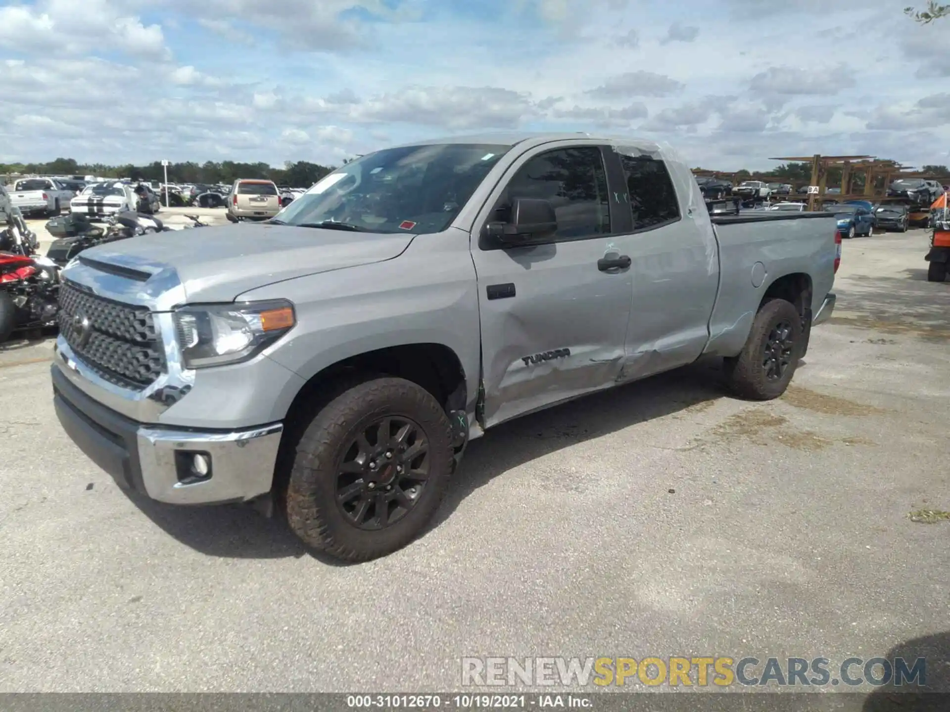 2 Photograph of a damaged car 5TFRY5F12LX257640 TOYOTA TUNDRA 2WD 2020