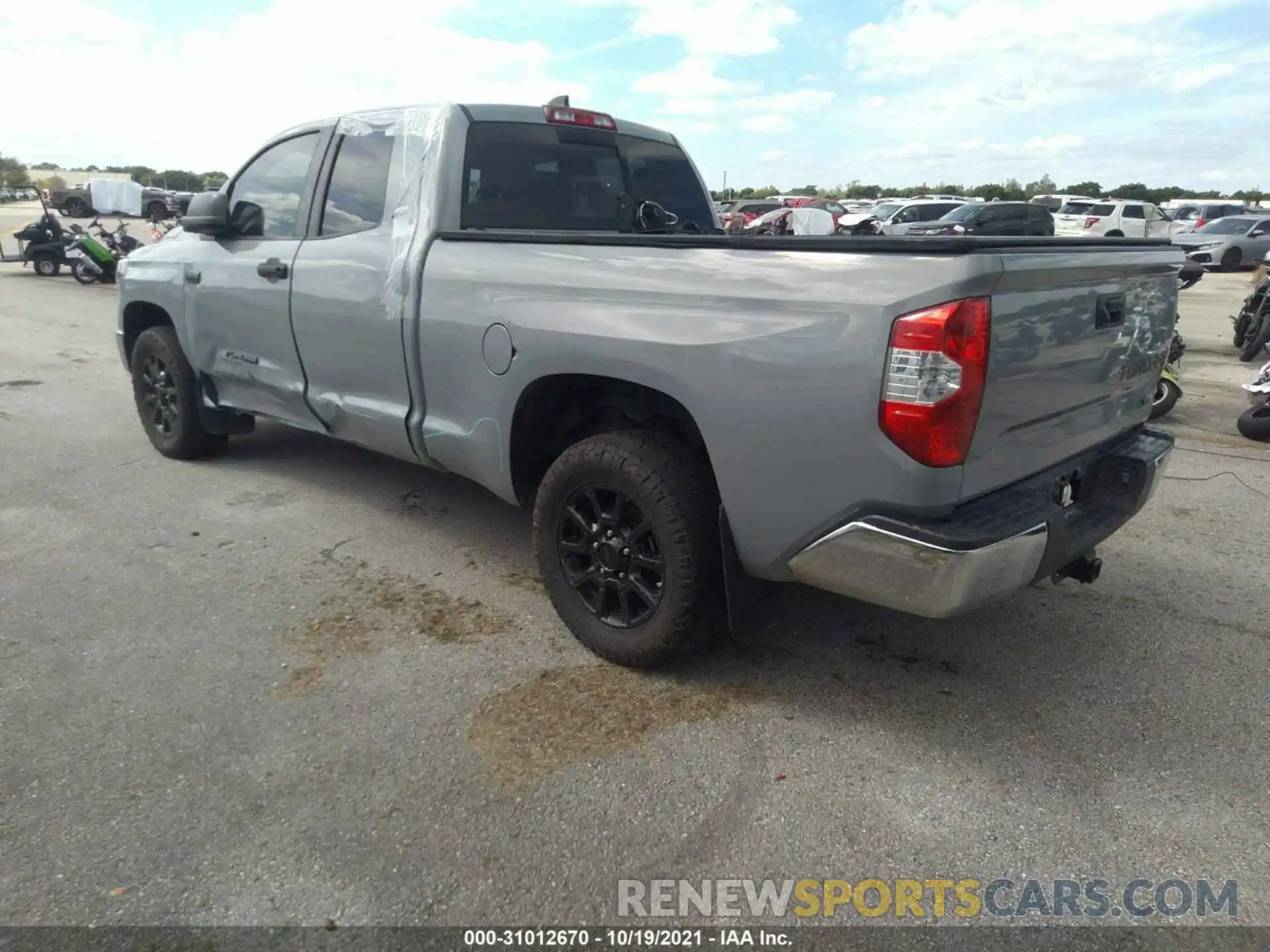 3 Photograph of a damaged car 5TFRY5F12LX257640 TOYOTA TUNDRA 2WD 2020