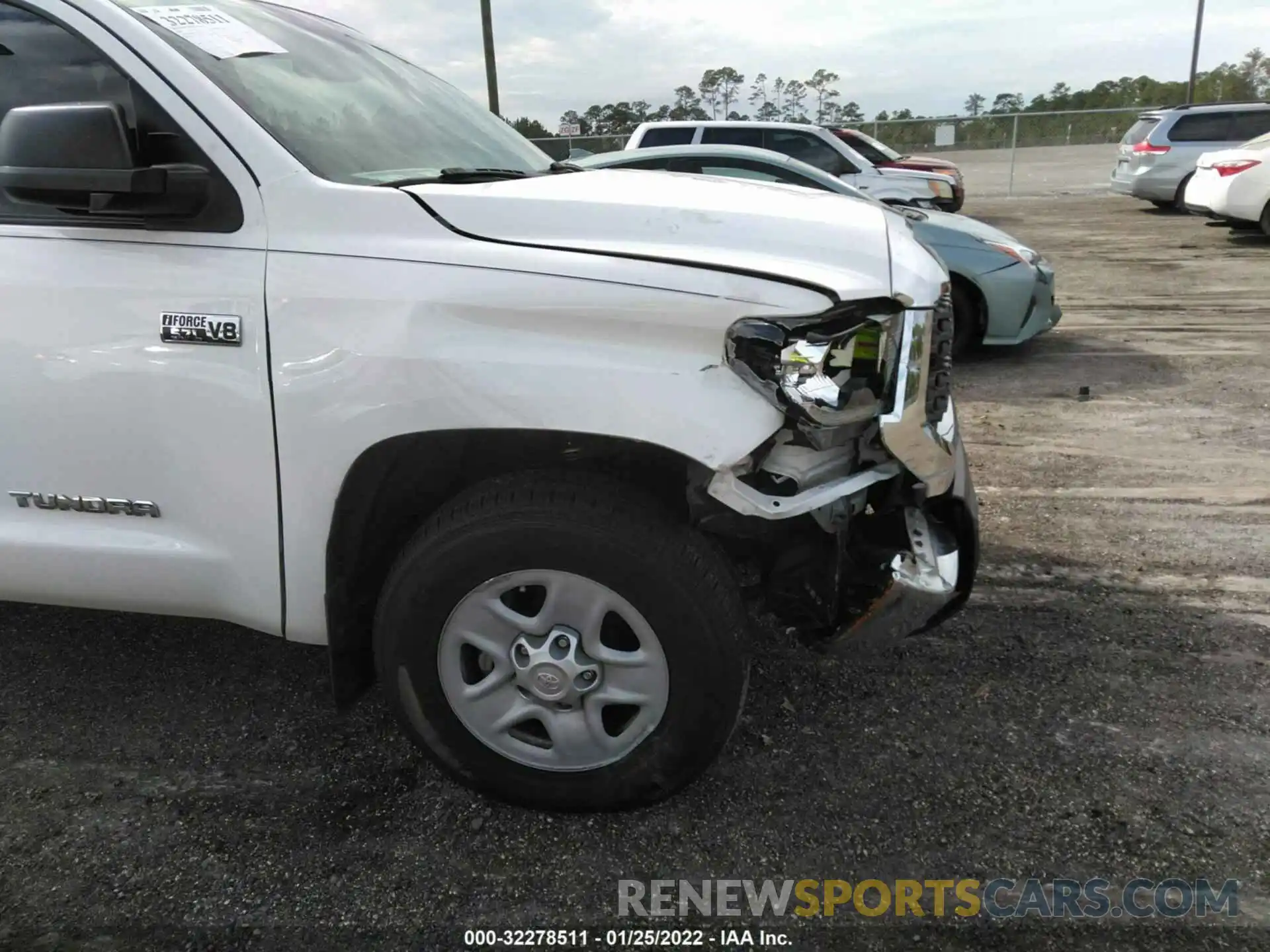 6 Photograph of a damaged car 5TFRY5F17LX271503 TOYOTA TUNDRA 2WD 2020