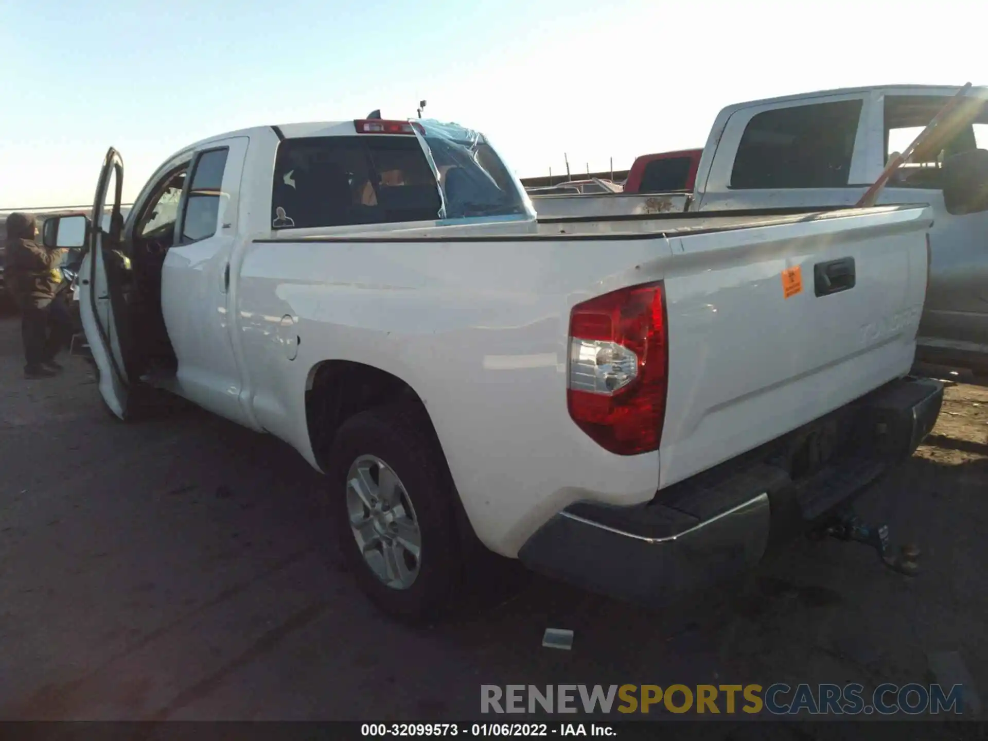 3 Photograph of a damaged car 5TFRY5F18LX258971 TOYOTA TUNDRA 2WD 2020