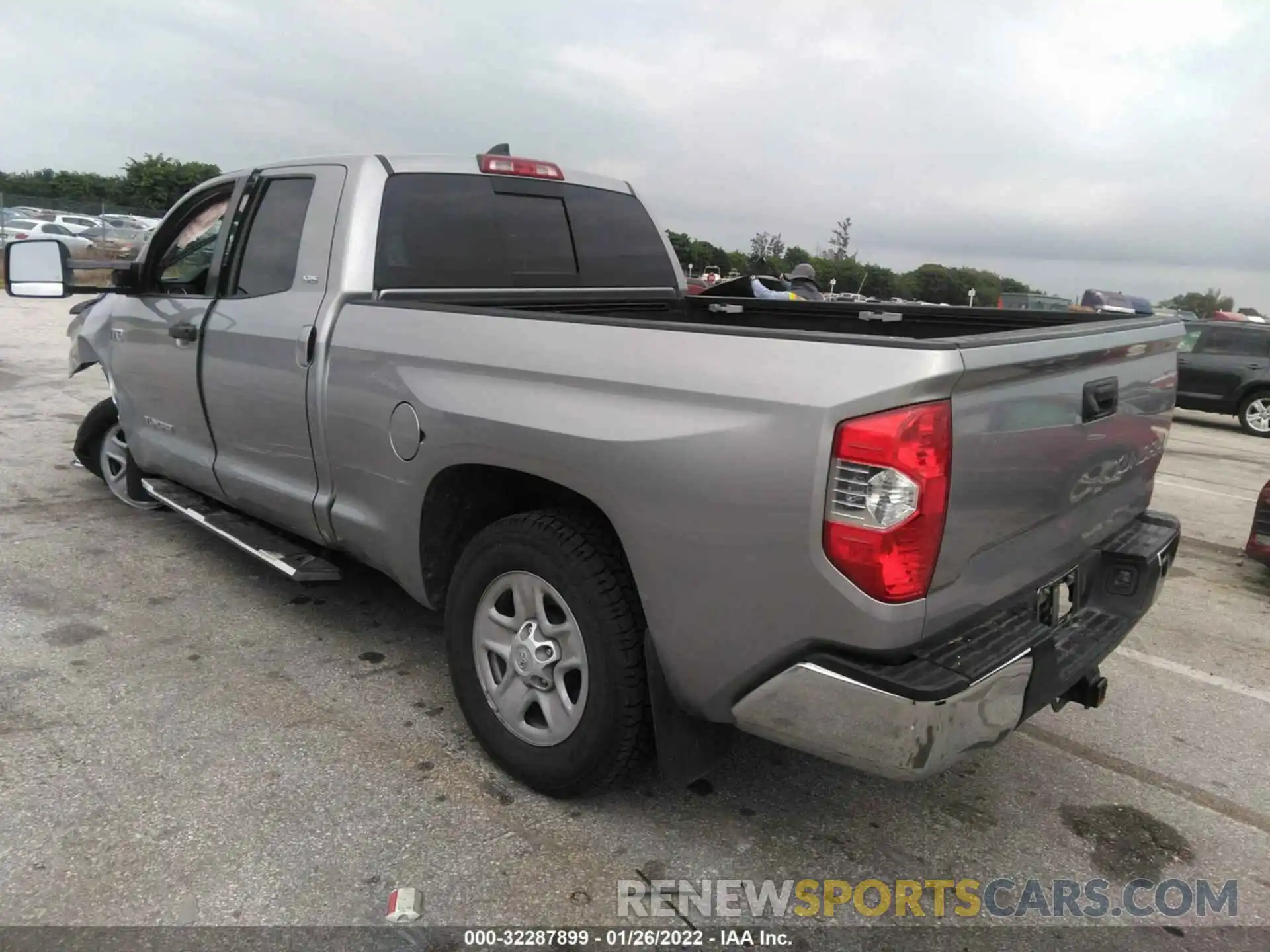 3 Photograph of a damaged car 5TFRY5F19LX264357 TOYOTA TUNDRA 2WD 2020