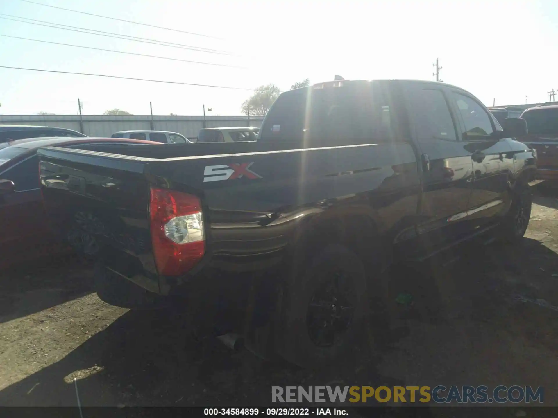 4 Photograph of a damaged car 5TFRY5F19LX267615 TOYOTA TUNDRA 2WD 2020