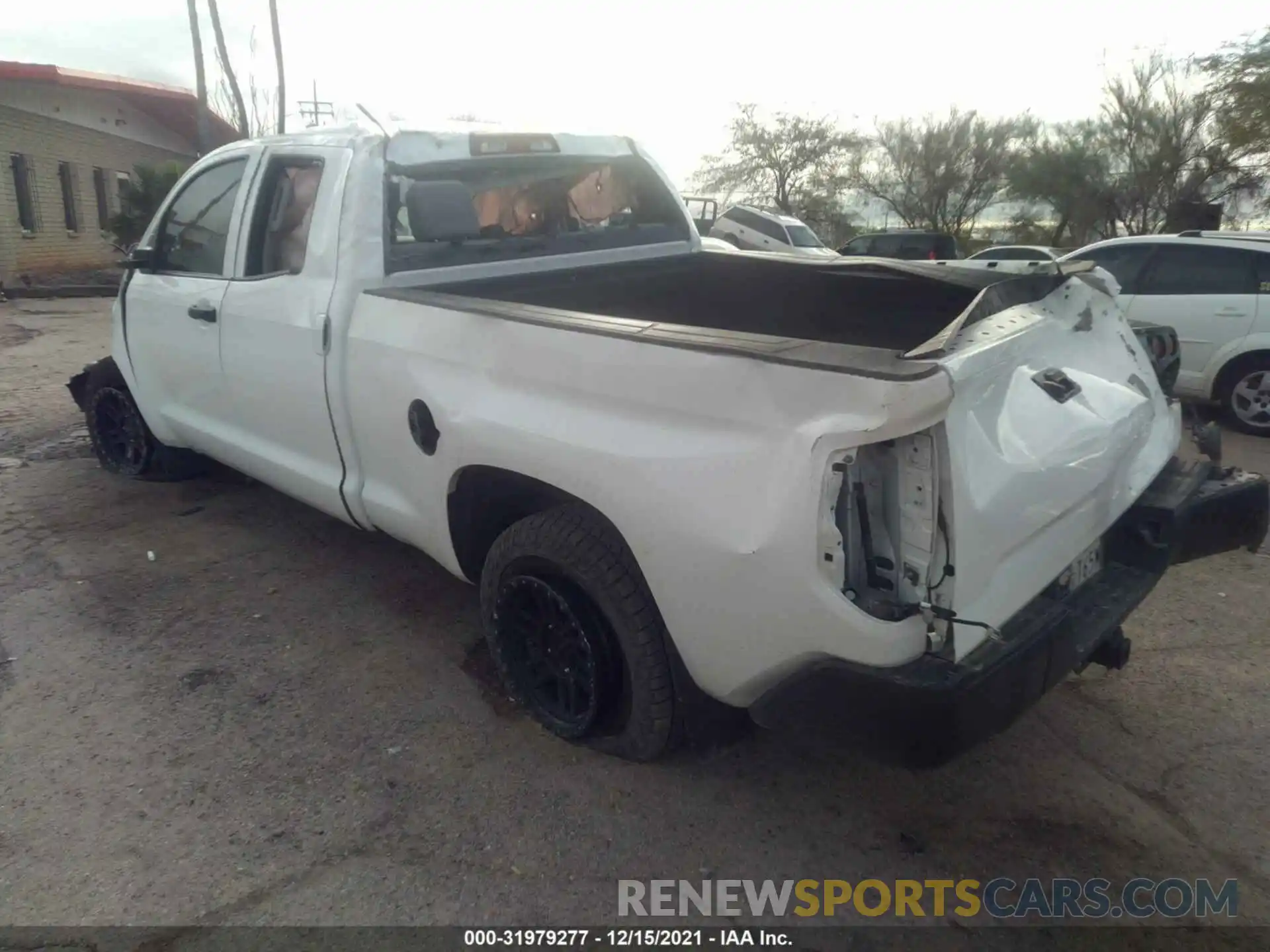 3 Photograph of a damaged car 5TFRY5F19LX268070 TOYOTA TUNDRA 2WD 2020