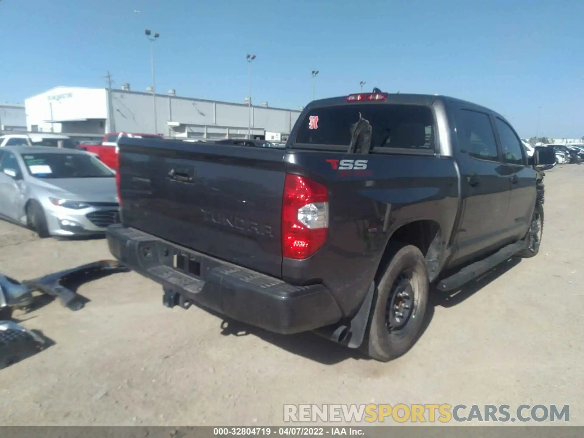 4 Photograph of a damaged car 5TFEY5F10MX288501 TOYOTA TUNDRA 2WD 2021