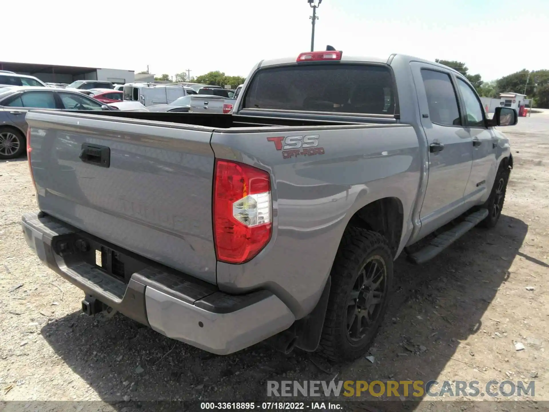 4 Photograph of a damaged car 5TFEY5F10MX292225 TOYOTA TUNDRA 2WD 2021